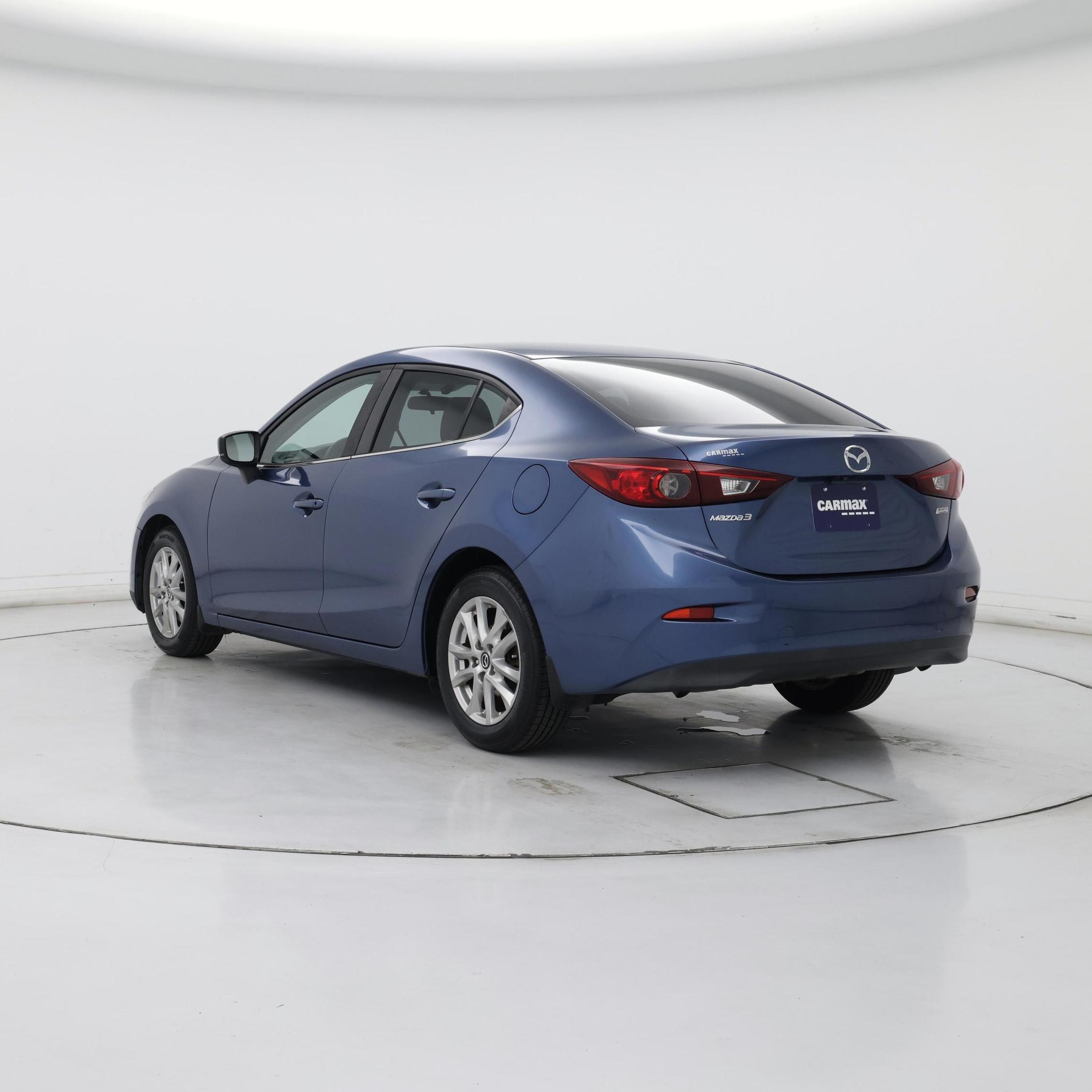 Thumbnail: 2017 Mazda Mazda3 - 2