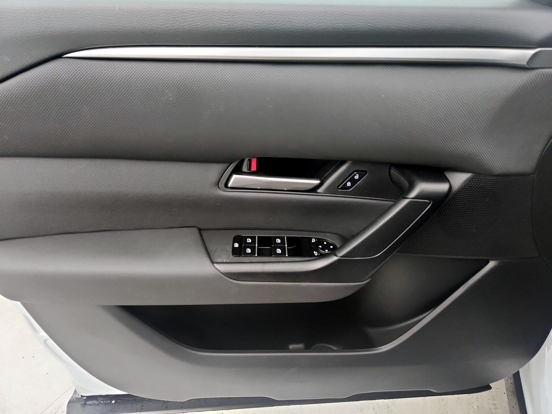 Thumbnail: 2025 Mazda CX-50 - 12