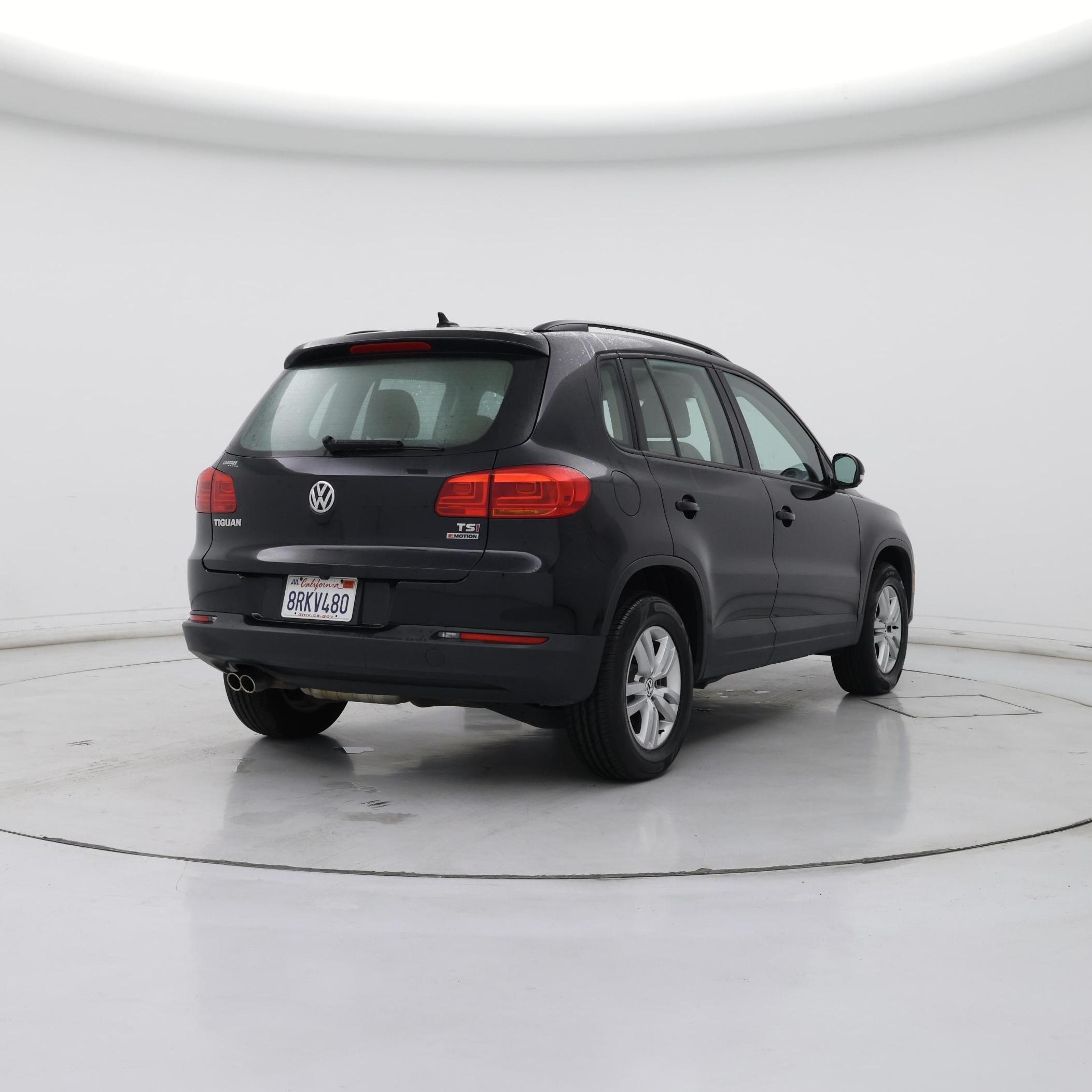 Thumbnail: 2017 Volkswagen Tiguan - 8