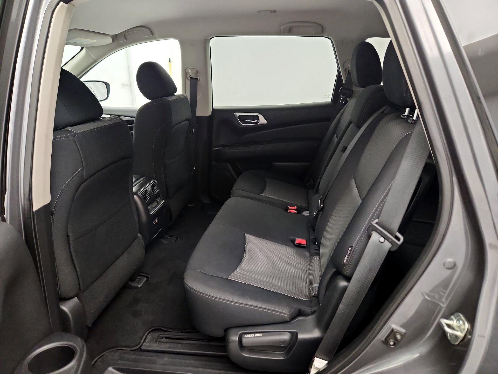 Thumbnail: 2020 Nissan Pathfinder - 19