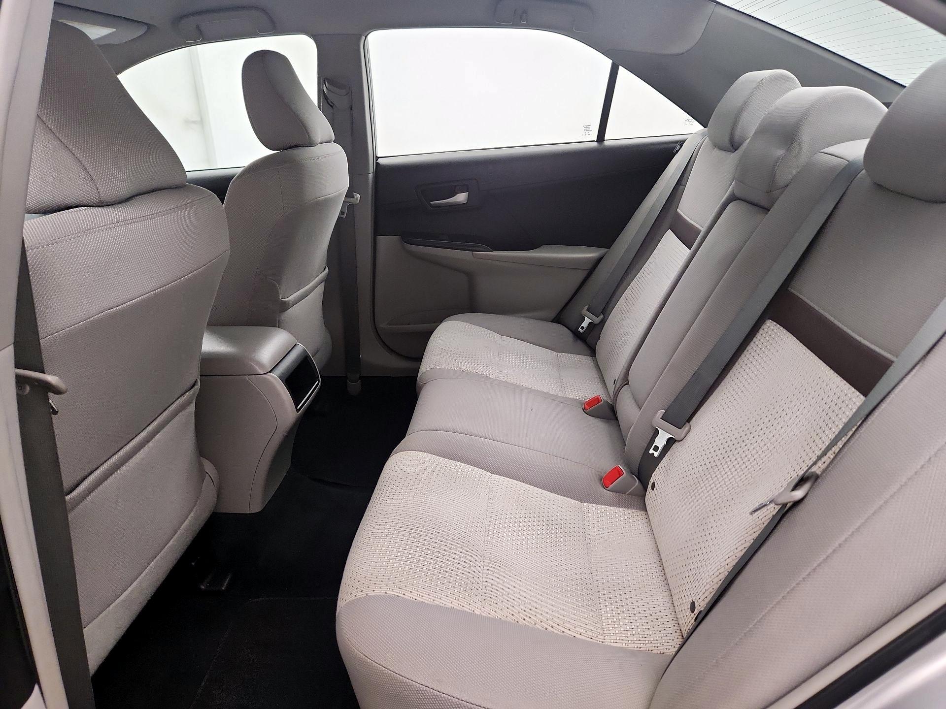 Thumbnail: 2014 Toyota Camry - 18