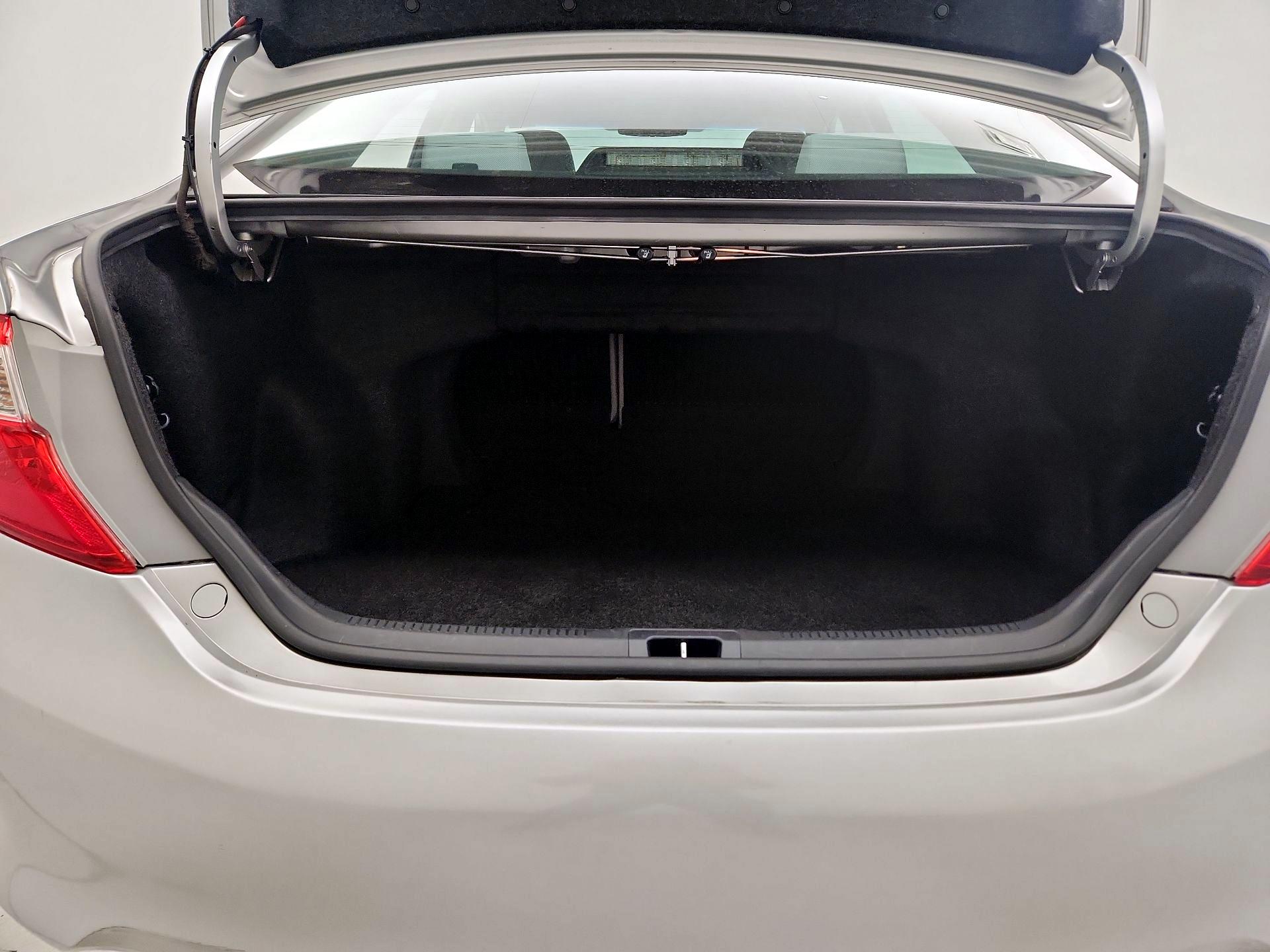 Thumbnail: 2014 Toyota Camry - 19