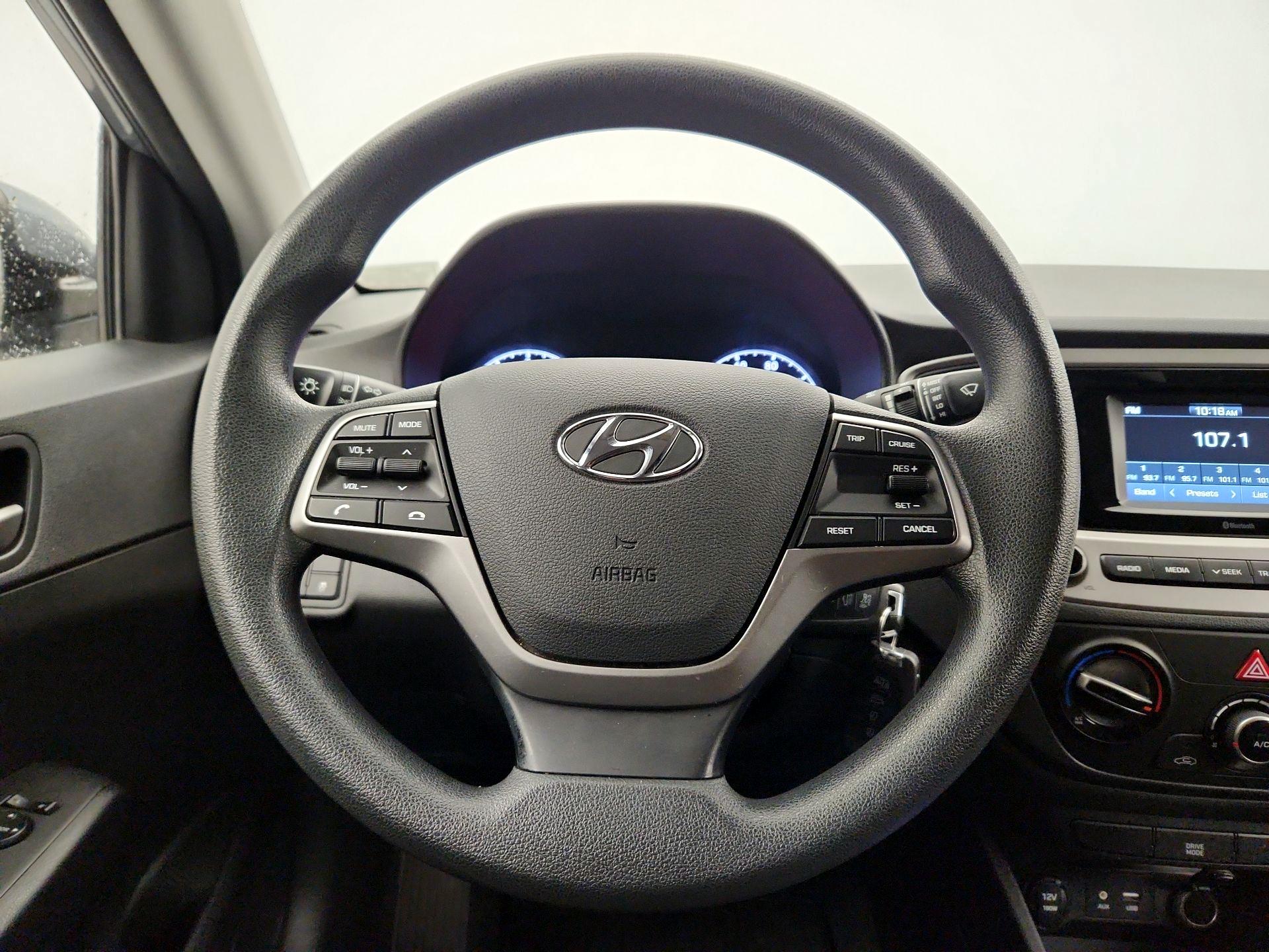 Thumbnail: 2020 Hyundai Accent - 10