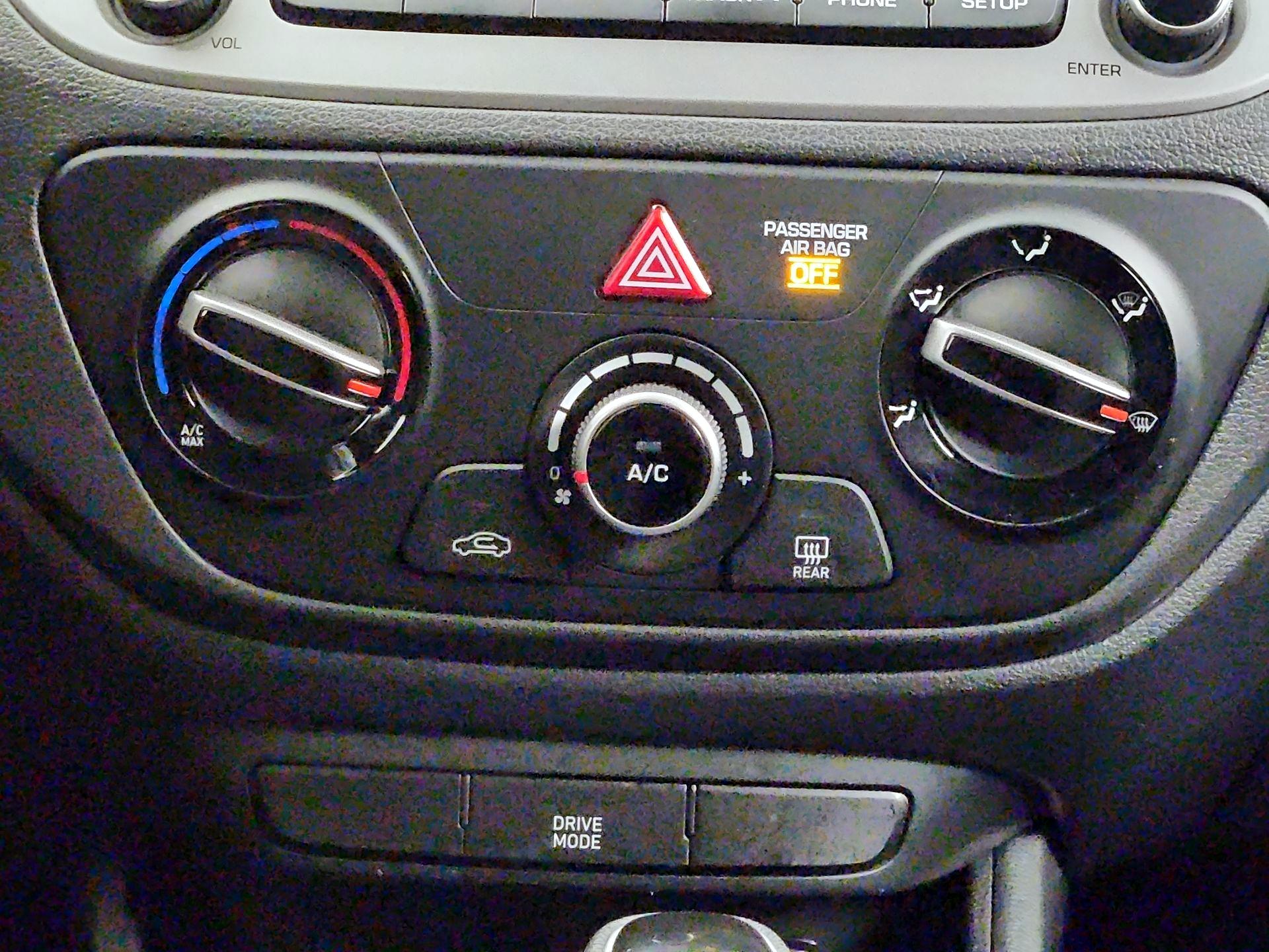 Thumbnail: 2020 Hyundai Accent - 16