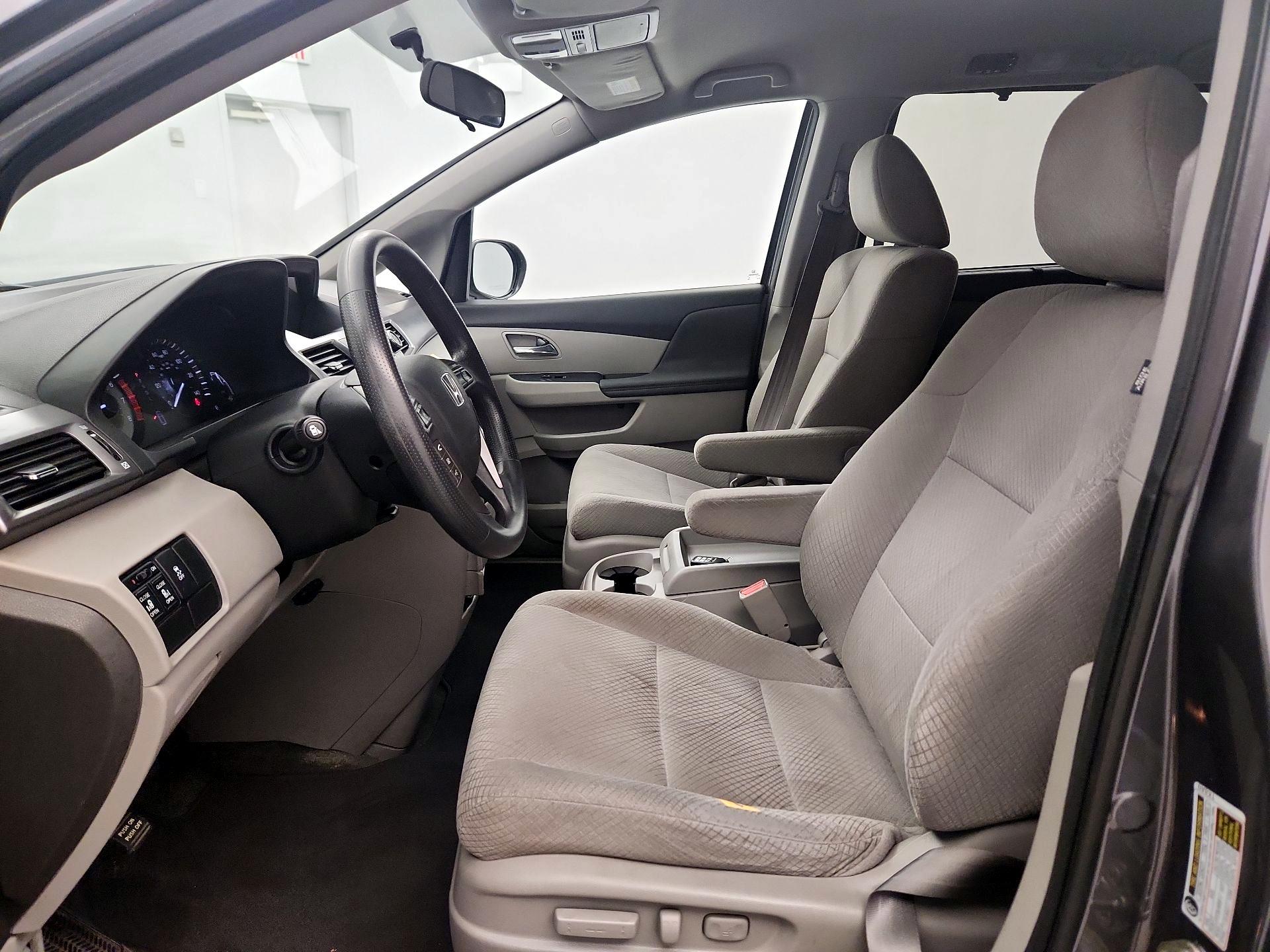 Thumbnail: 2014 Honda Odyssey - 11