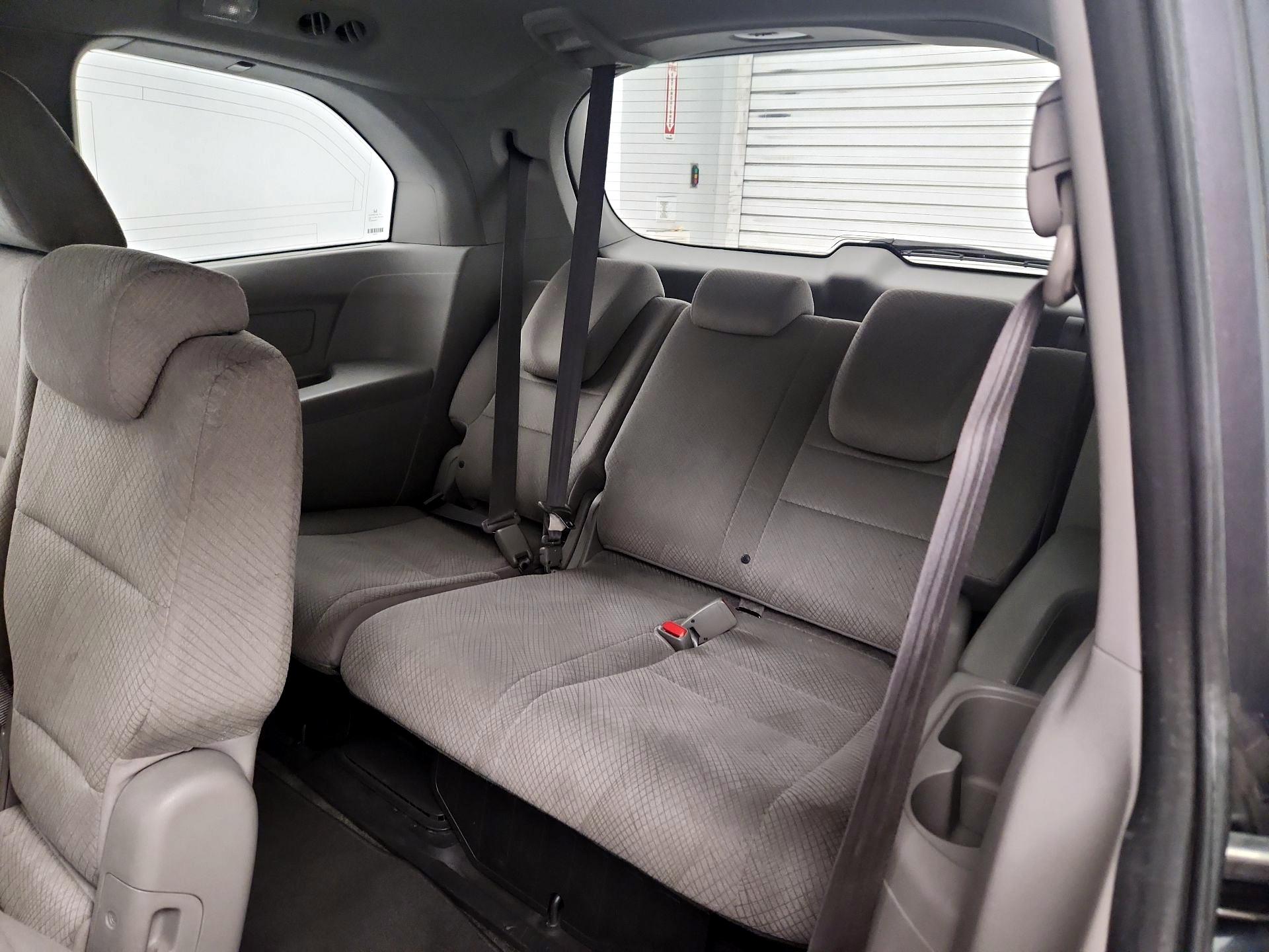 Thumbnail: 2014 Honda Odyssey - 20