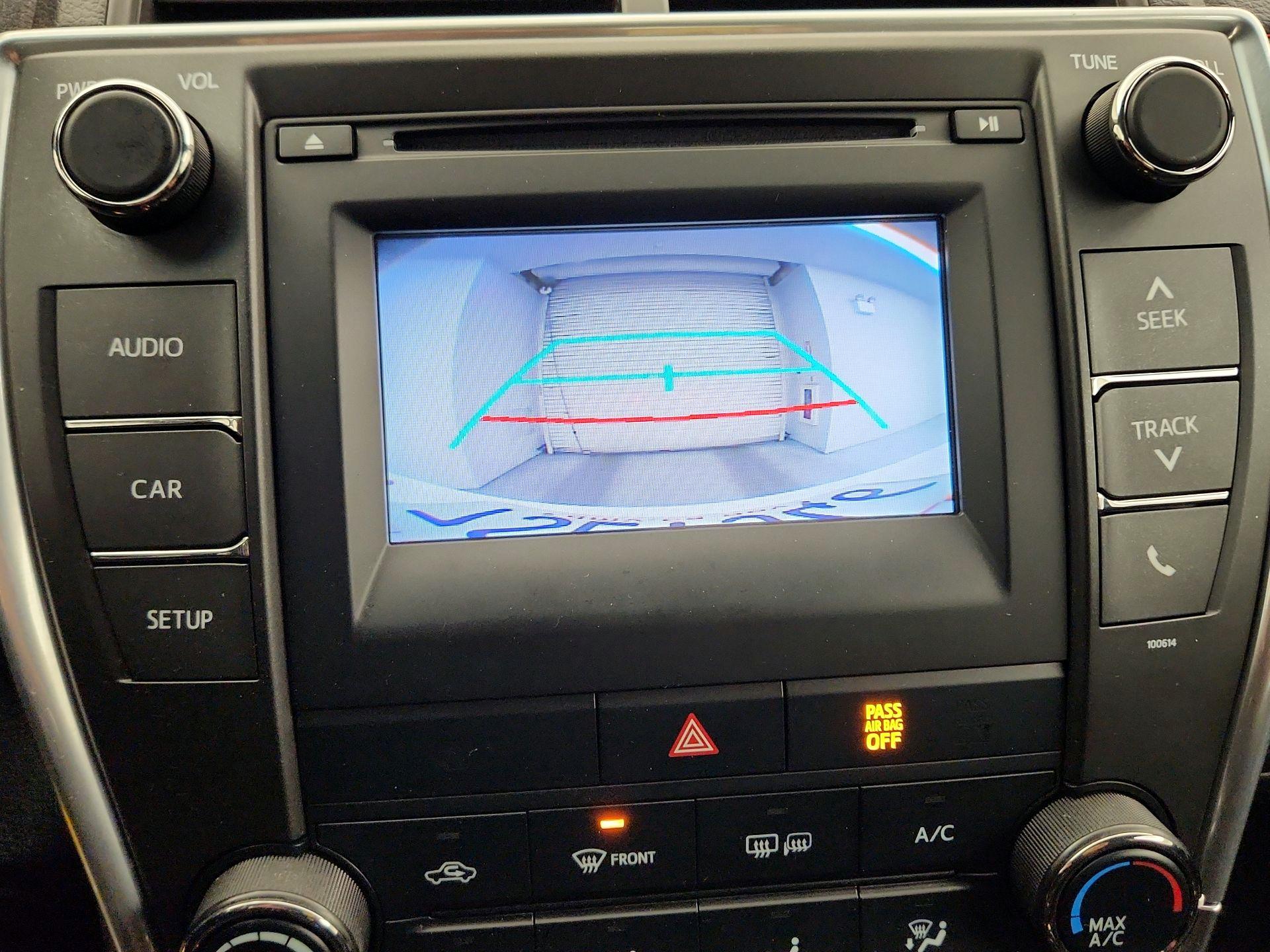 Thumbnail: 2016 Toyota Camry - 14