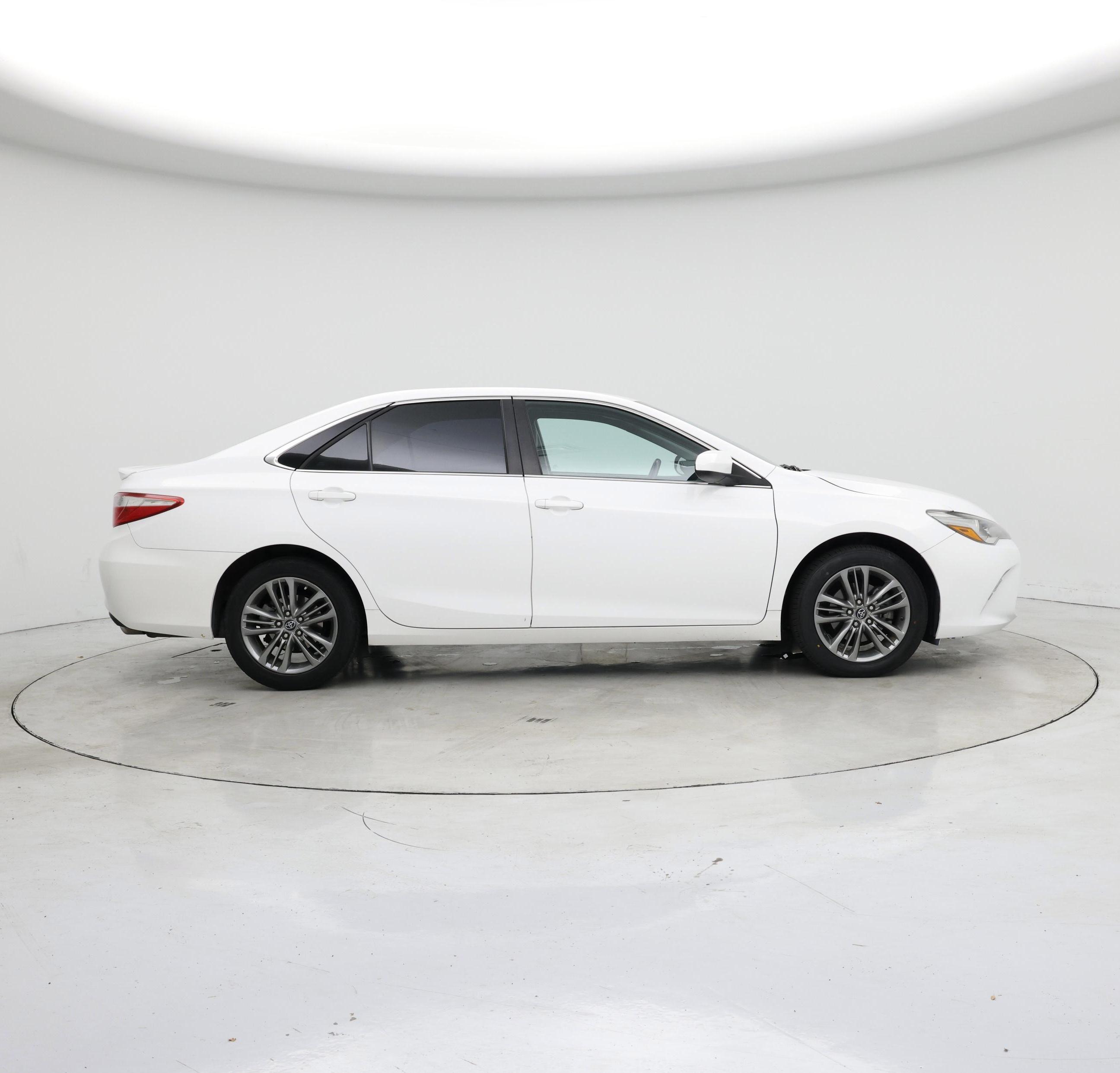 Thumbnail: 2016 Toyota Camry - 7