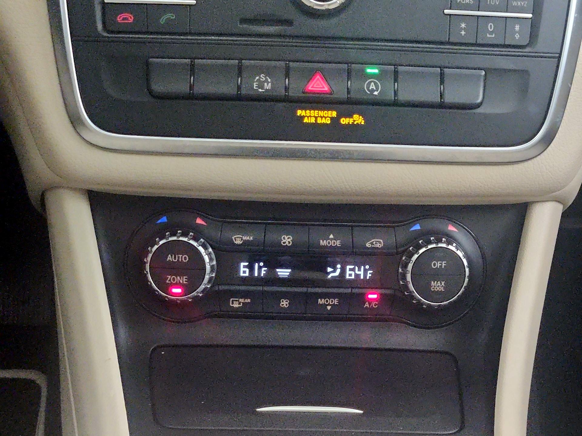 Thumbnail: 2015 Mercedes-Benz CLA - 16