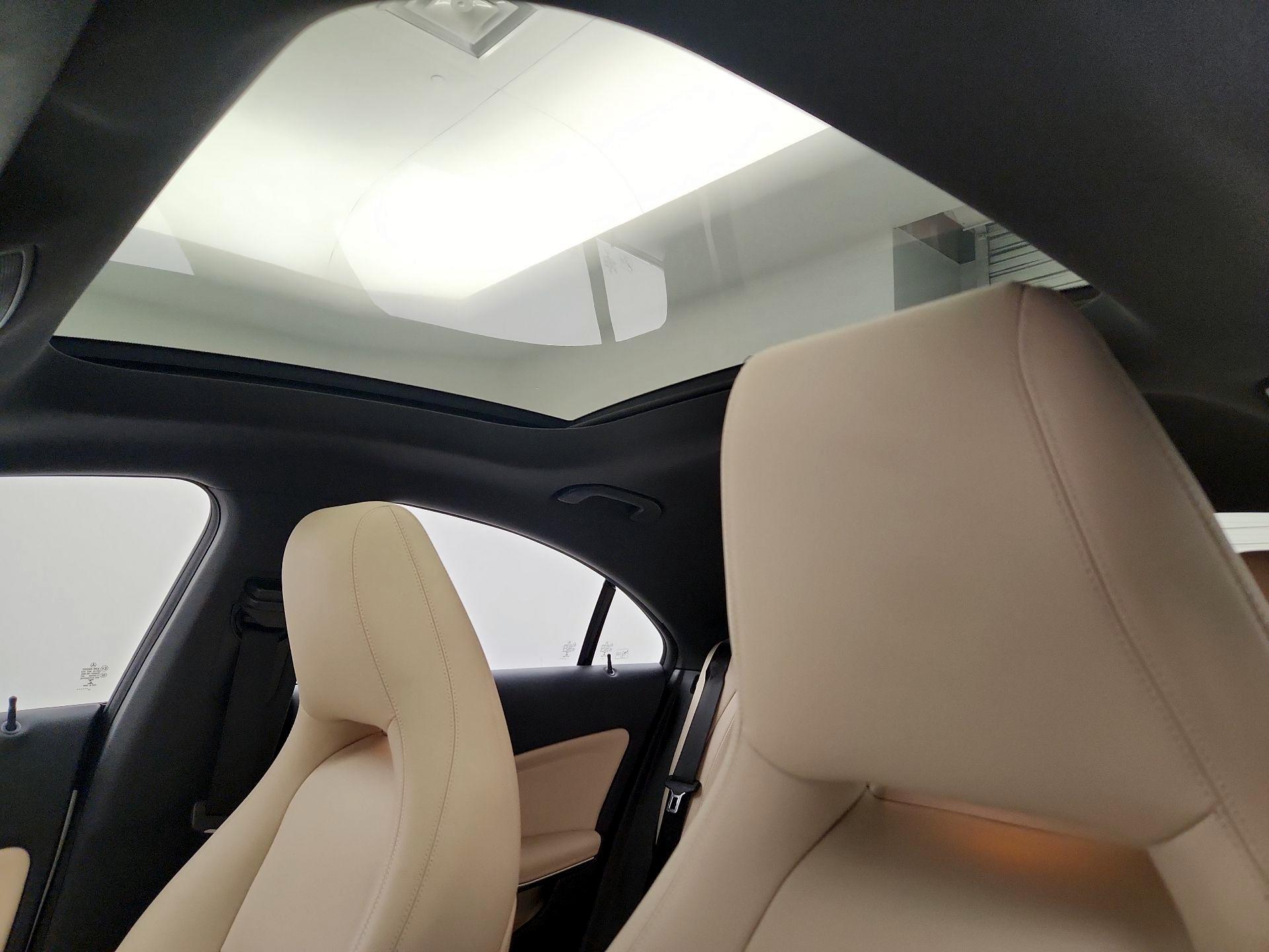 Thumbnail: 2015 Mercedes-Benz CLA - 19