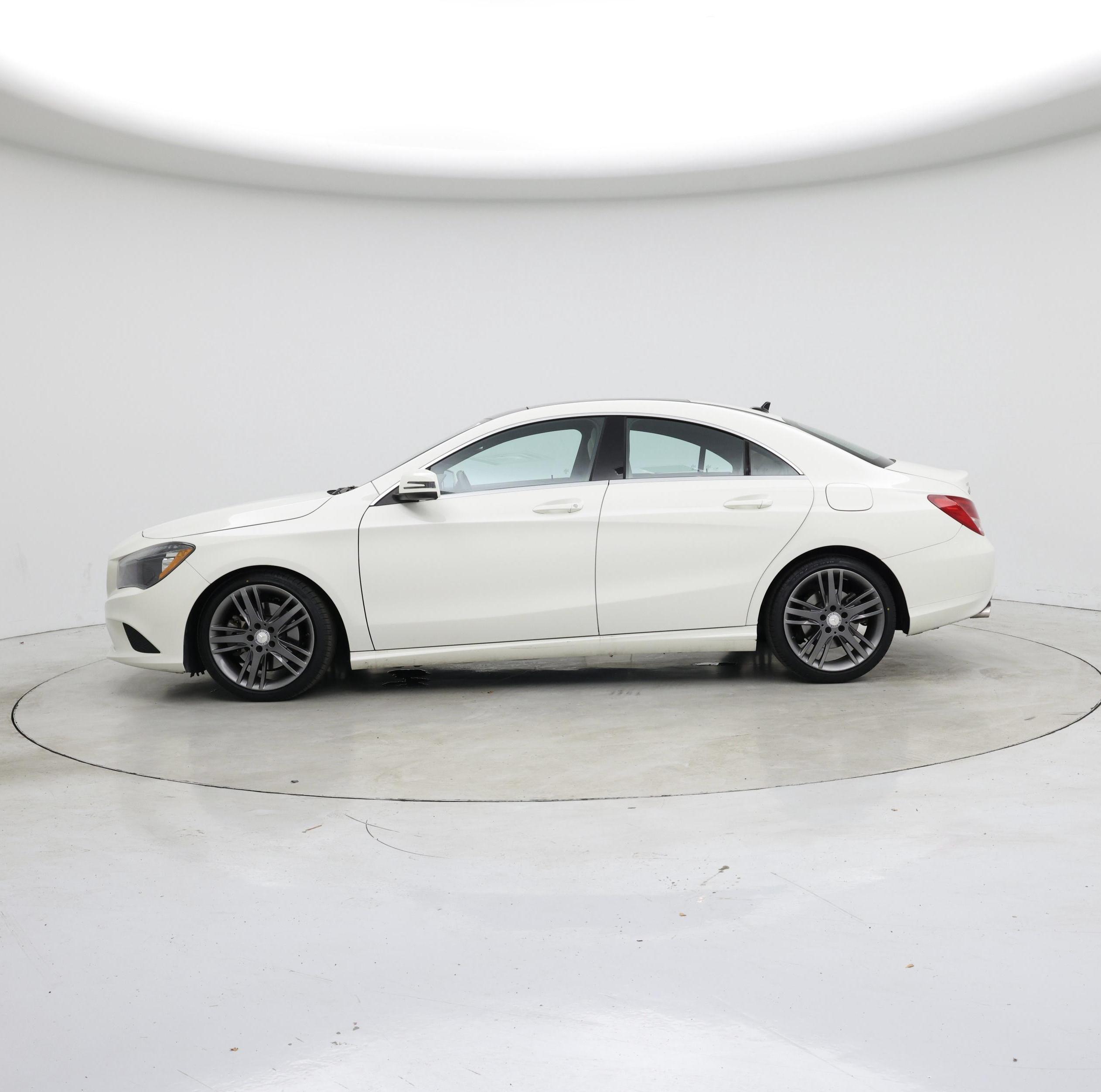 Thumbnail: 2015 Mercedes-Benz CLA - 3