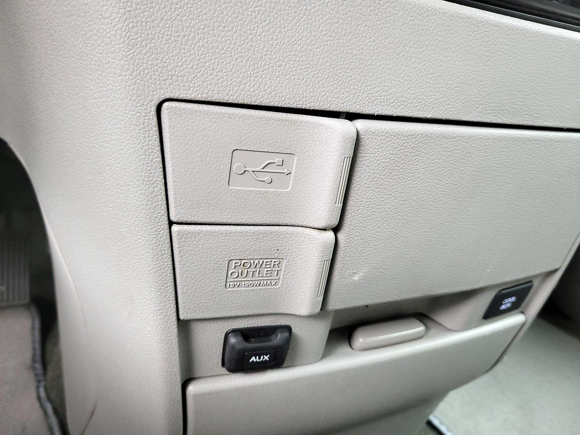 Thumbnail: 2016 Honda Odyssey - 18