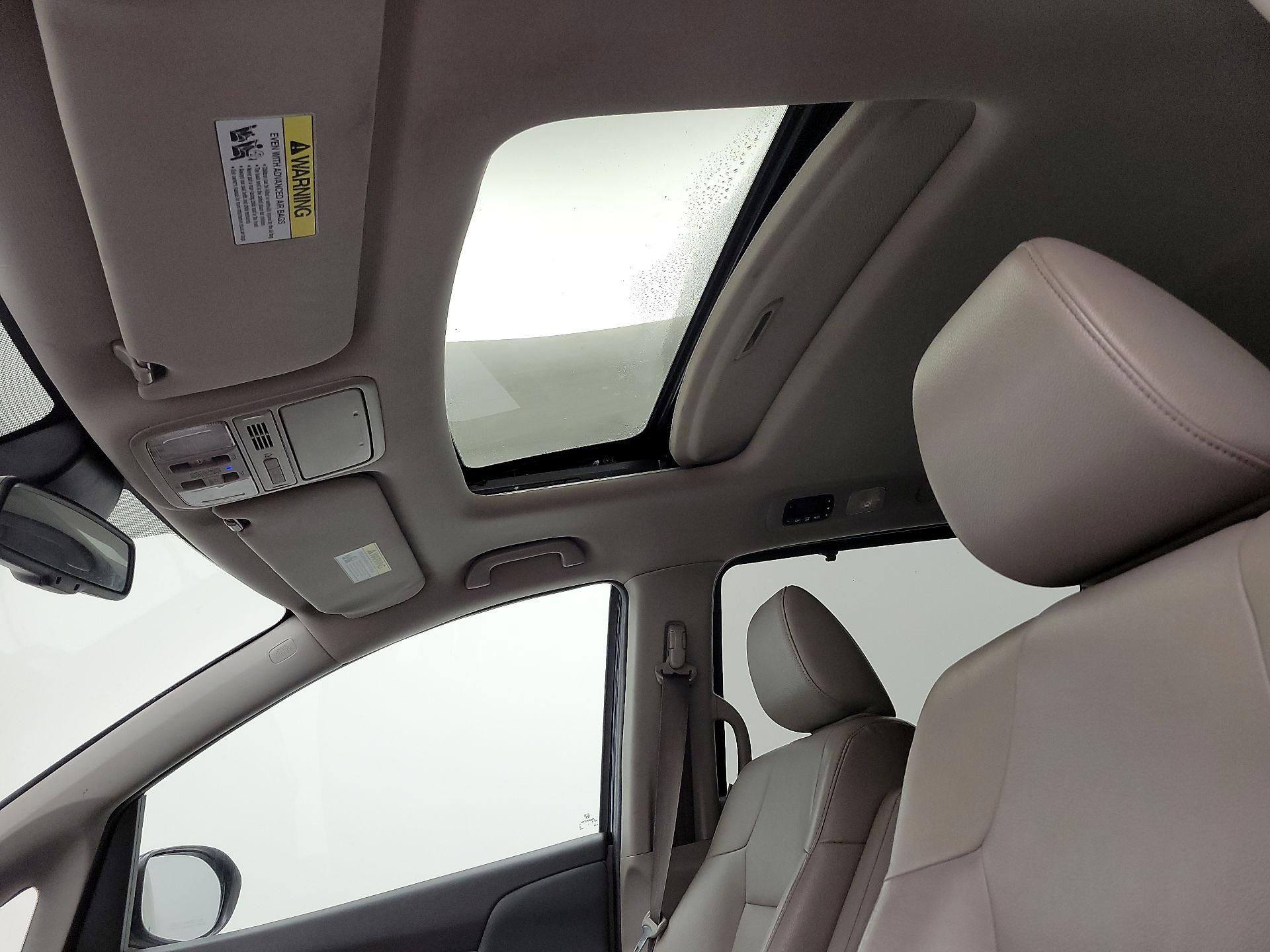 Thumbnail: 2016 Honda Odyssey - 19