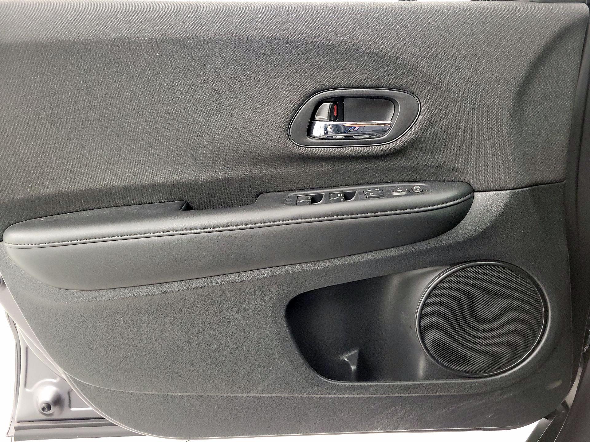 Thumbnail: 2022 Honda HR-V - 12