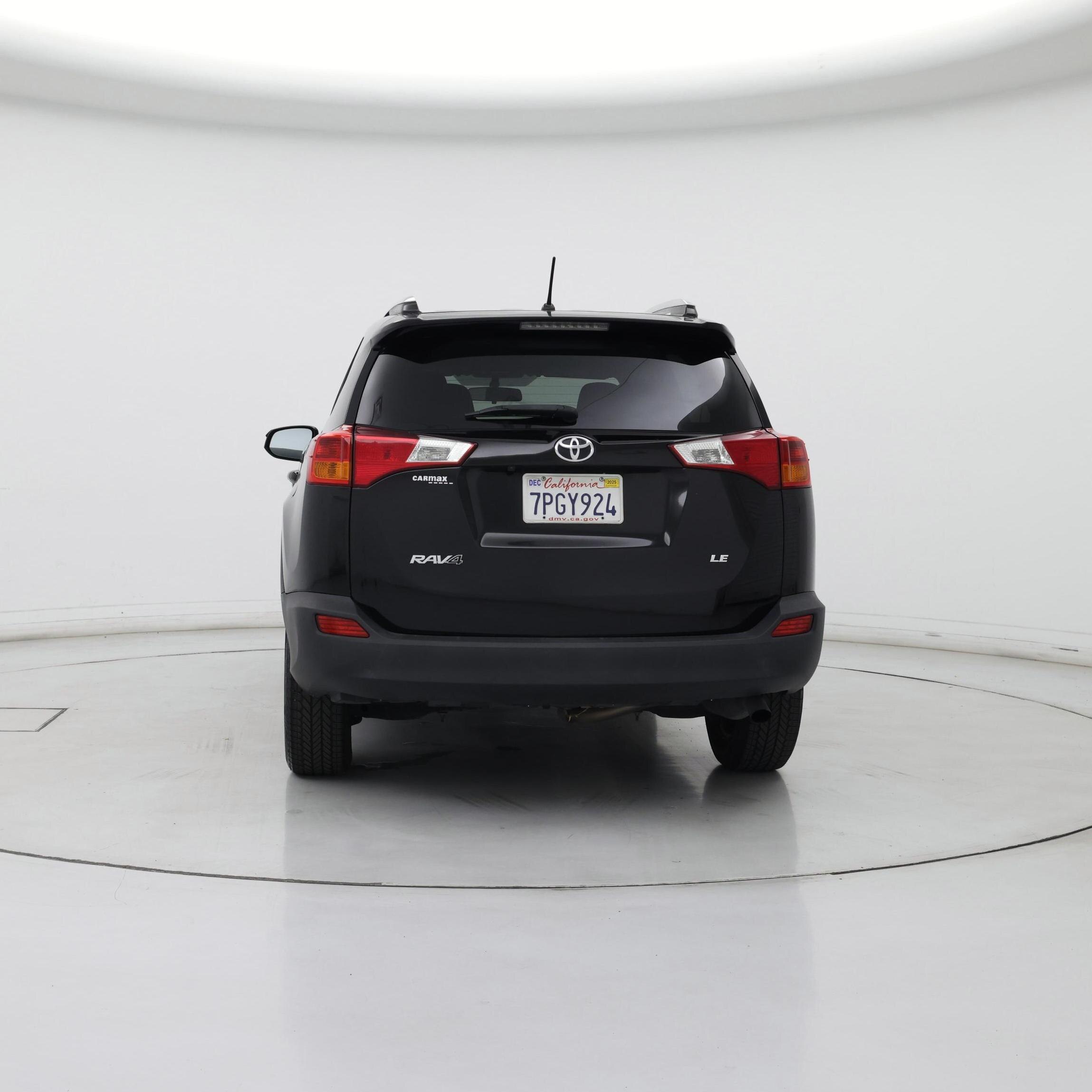 Thumbnail: 2015 Toyota RAV4 - 6