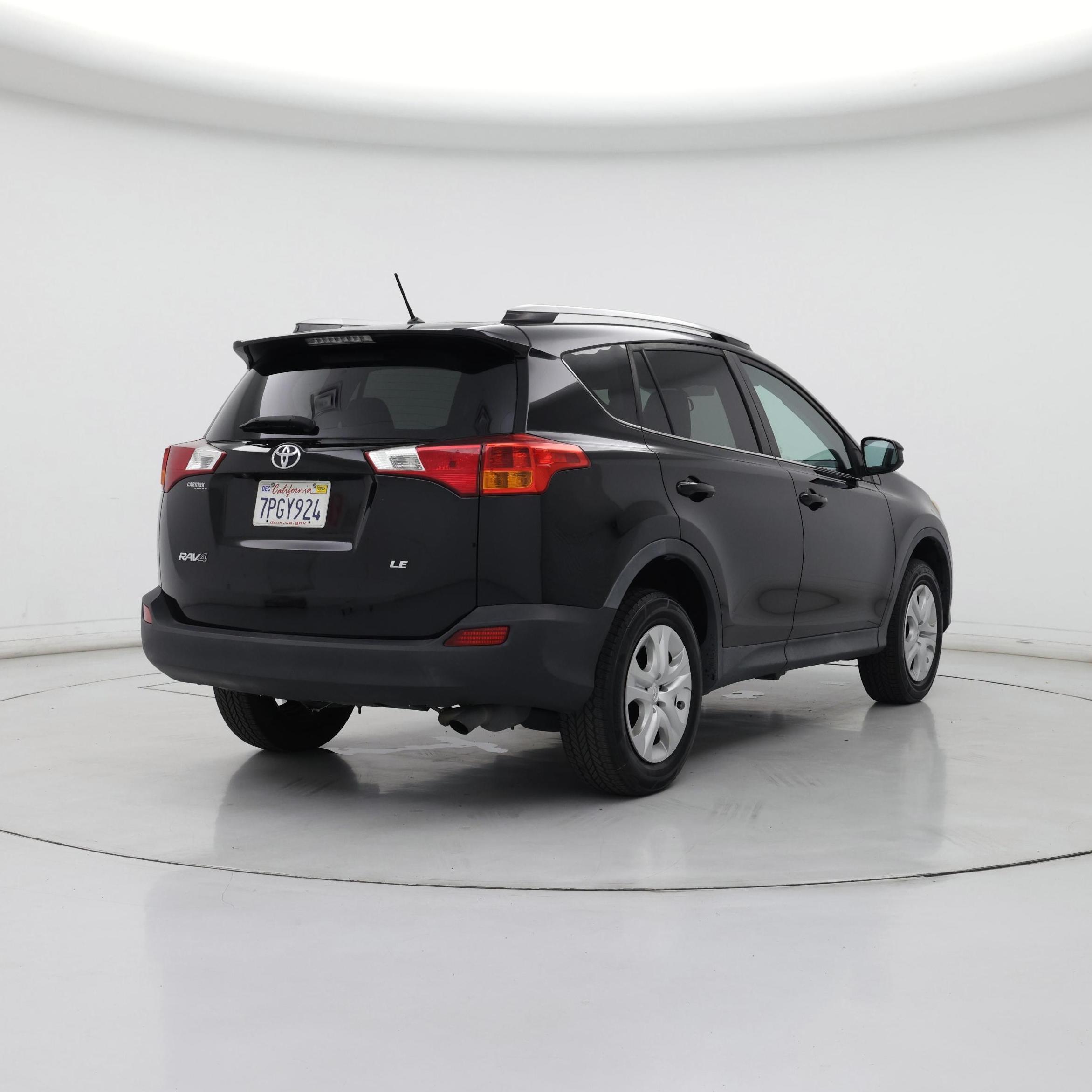 Thumbnail: 2015 Toyota RAV4 - 8