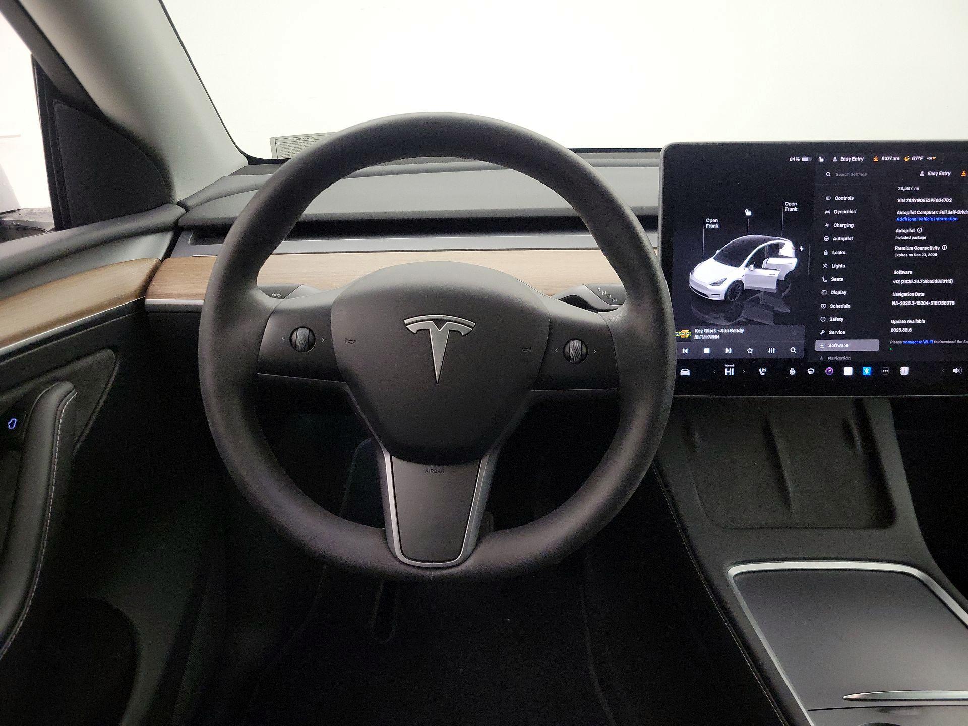 Thumbnail: 2023 Tesla Model Y - 10