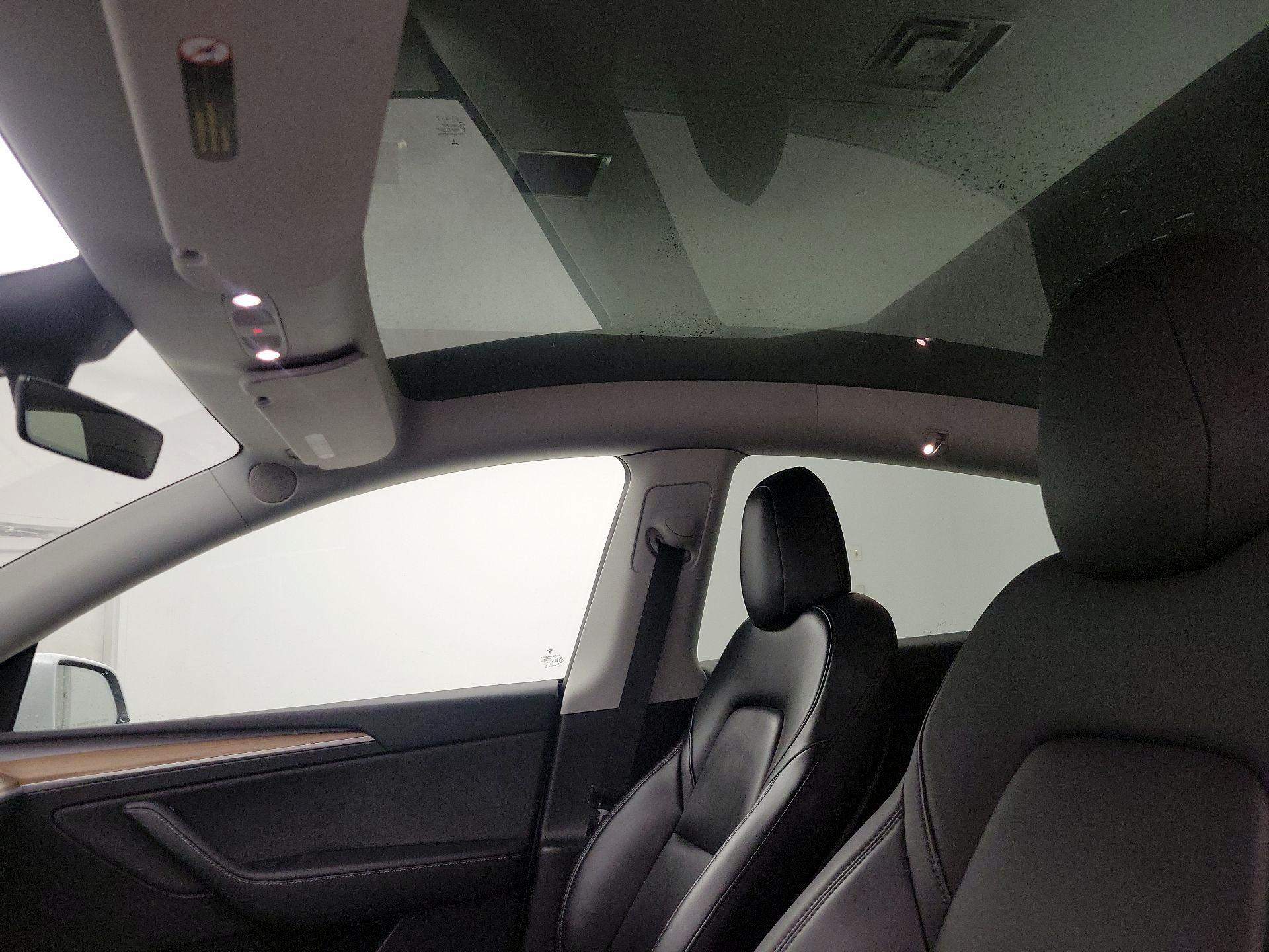 Thumbnail: 2023 Tesla Model Y - 18