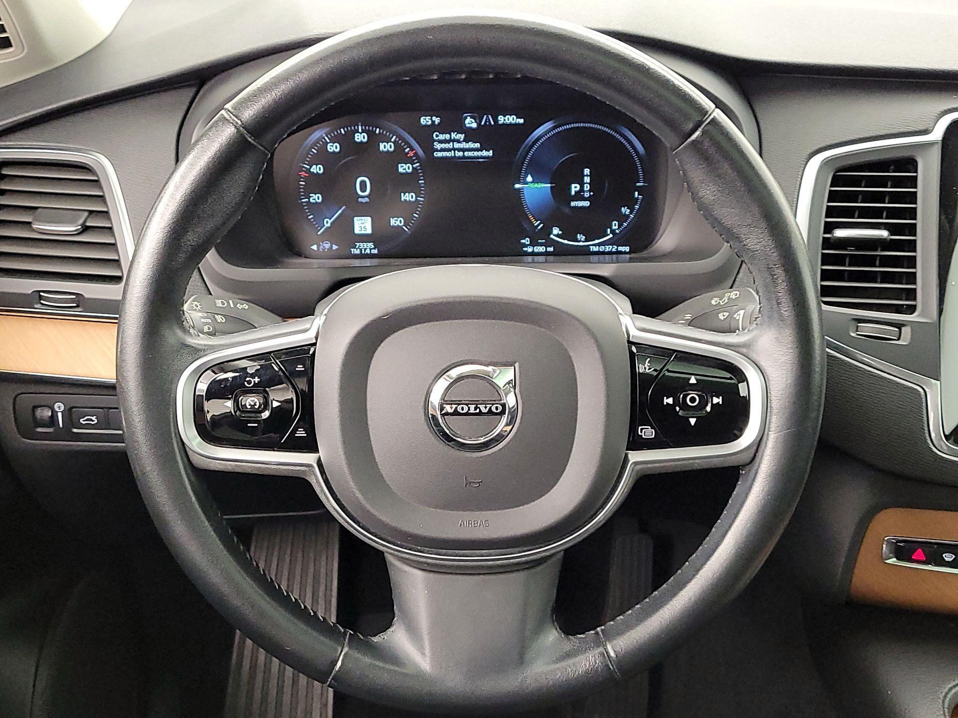 Thumbnail: 2021 Volvo XC90 - 10