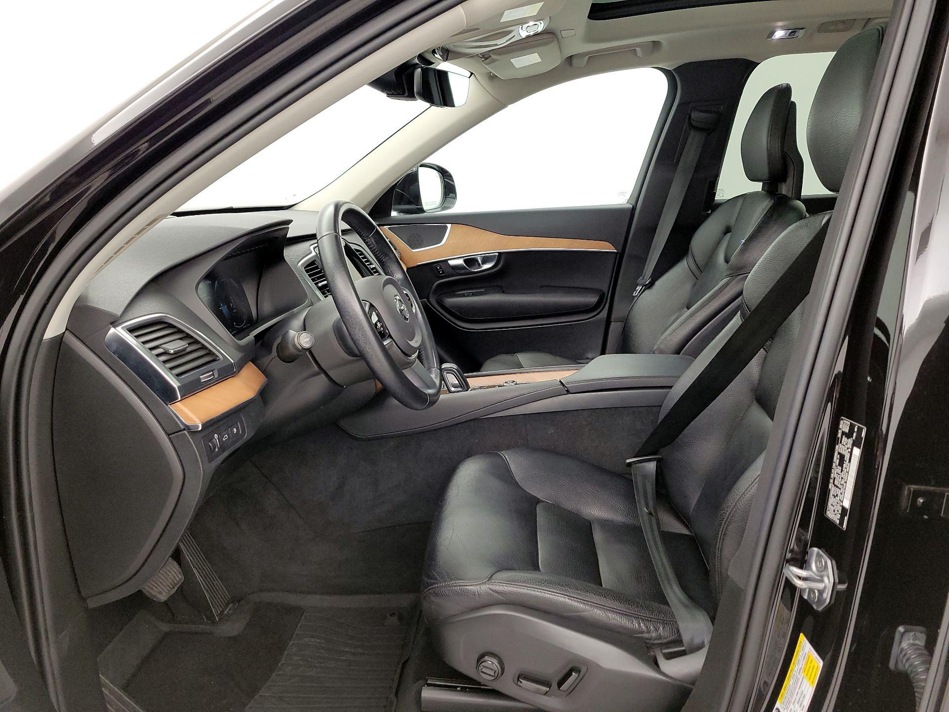 Thumbnail: 2021 Volvo XC90 - 11