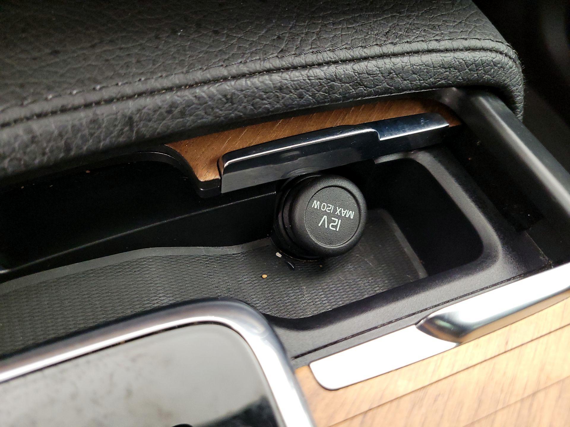 Thumbnail: 2021 Volvo XC90 - 19