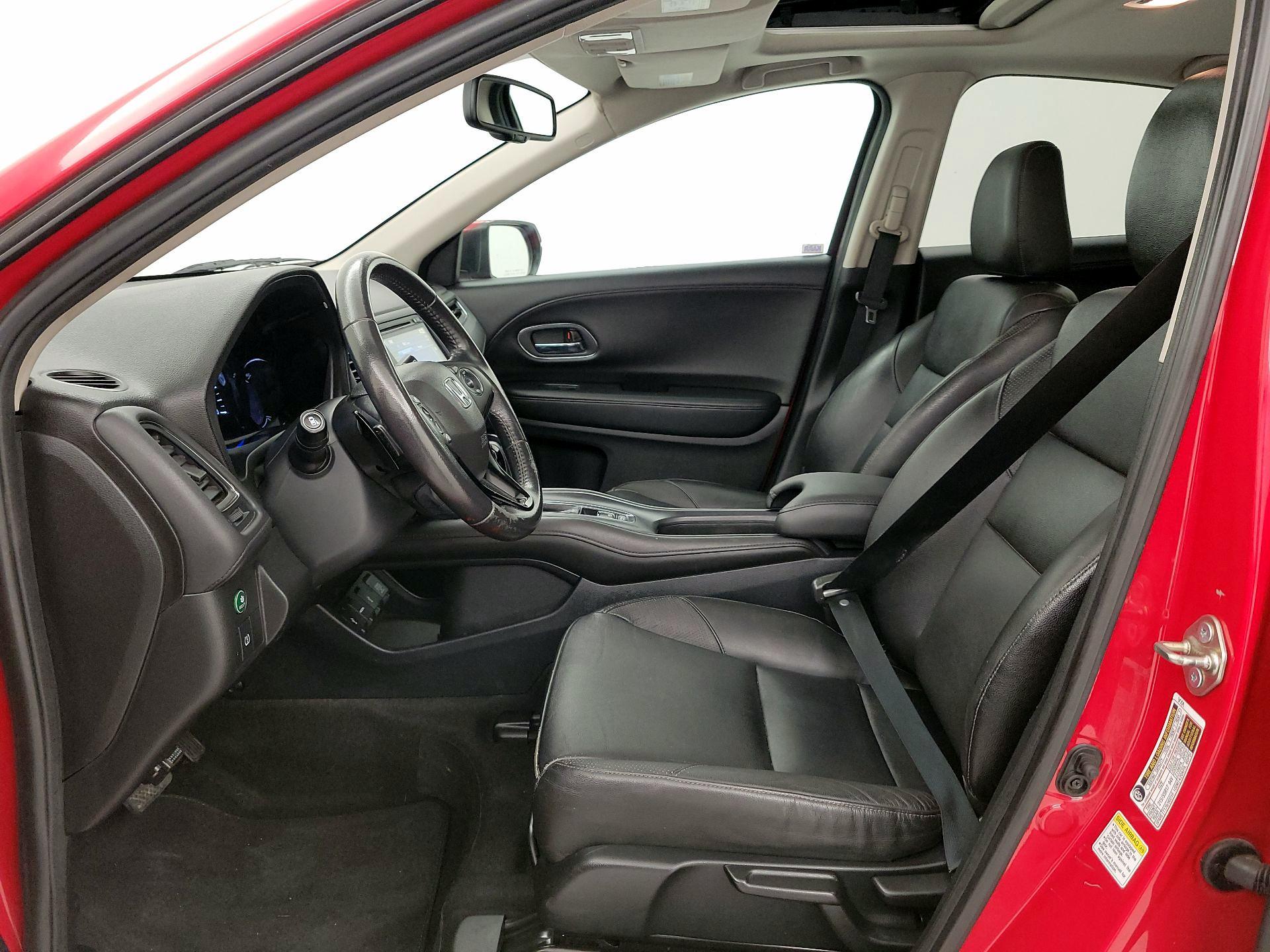 Thumbnail: 2016 Honda HR-V - 11