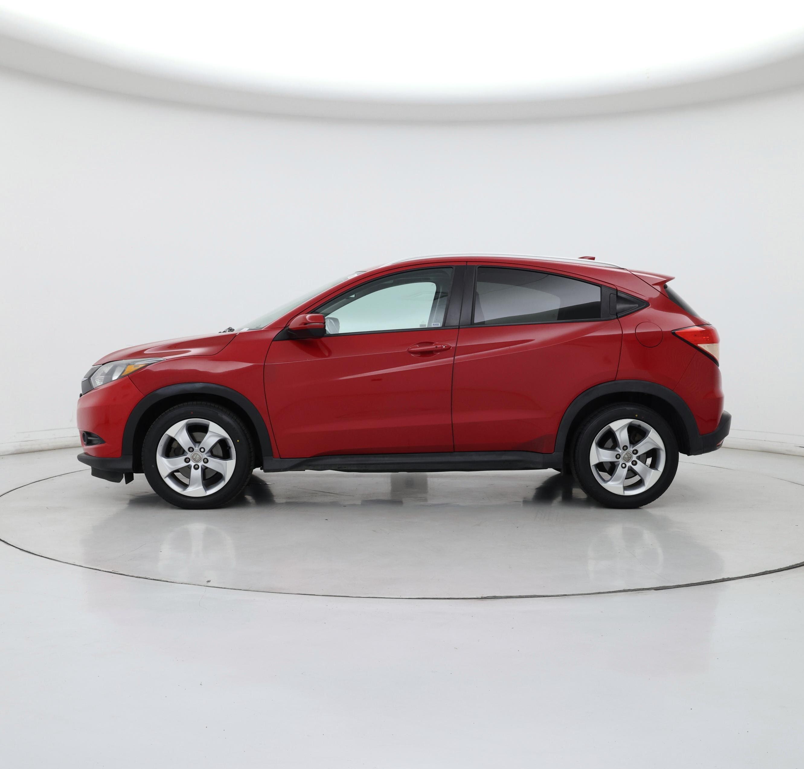 Thumbnail: 2016 Honda HR-V - 3