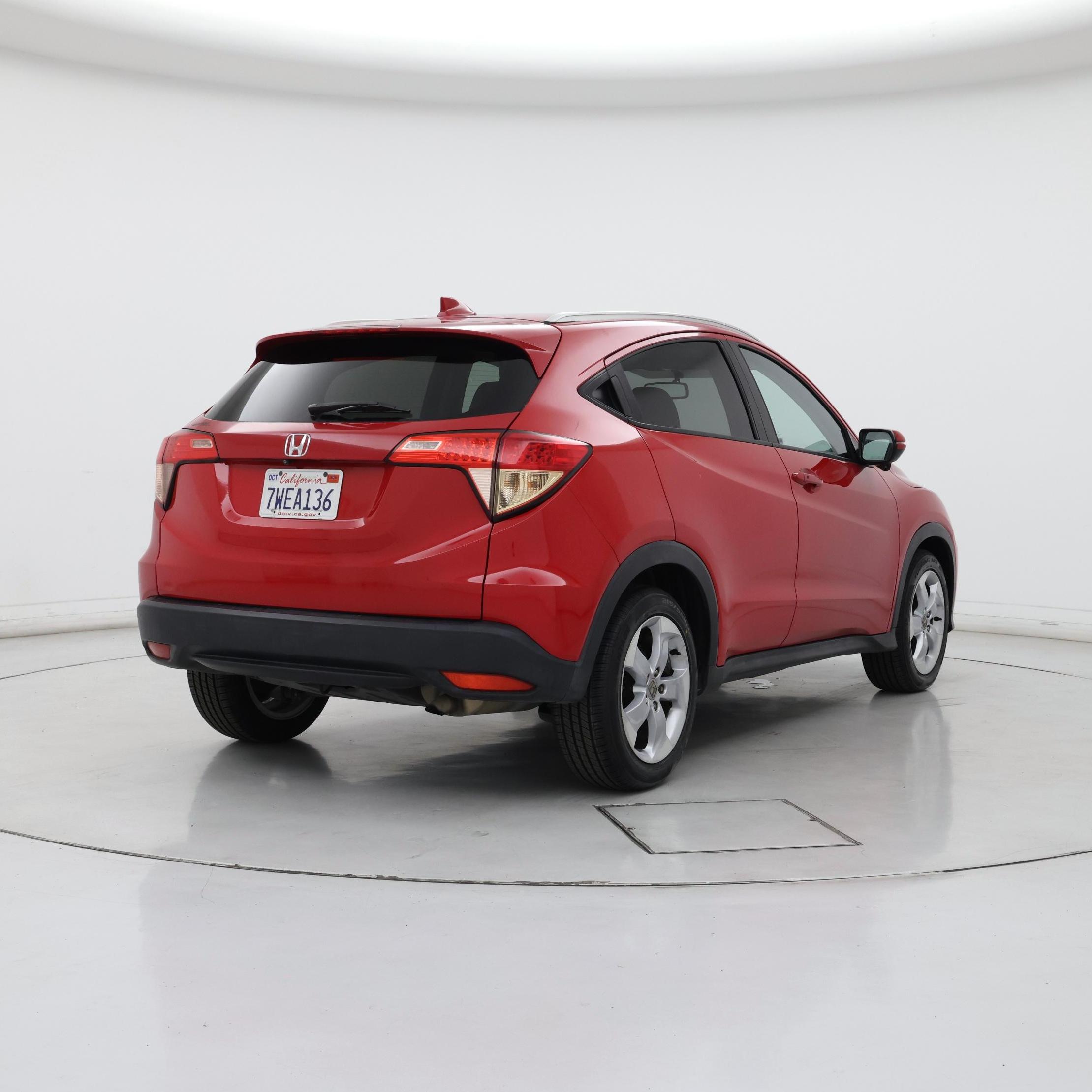 Thumbnail: 2016 Honda HR-V - 8