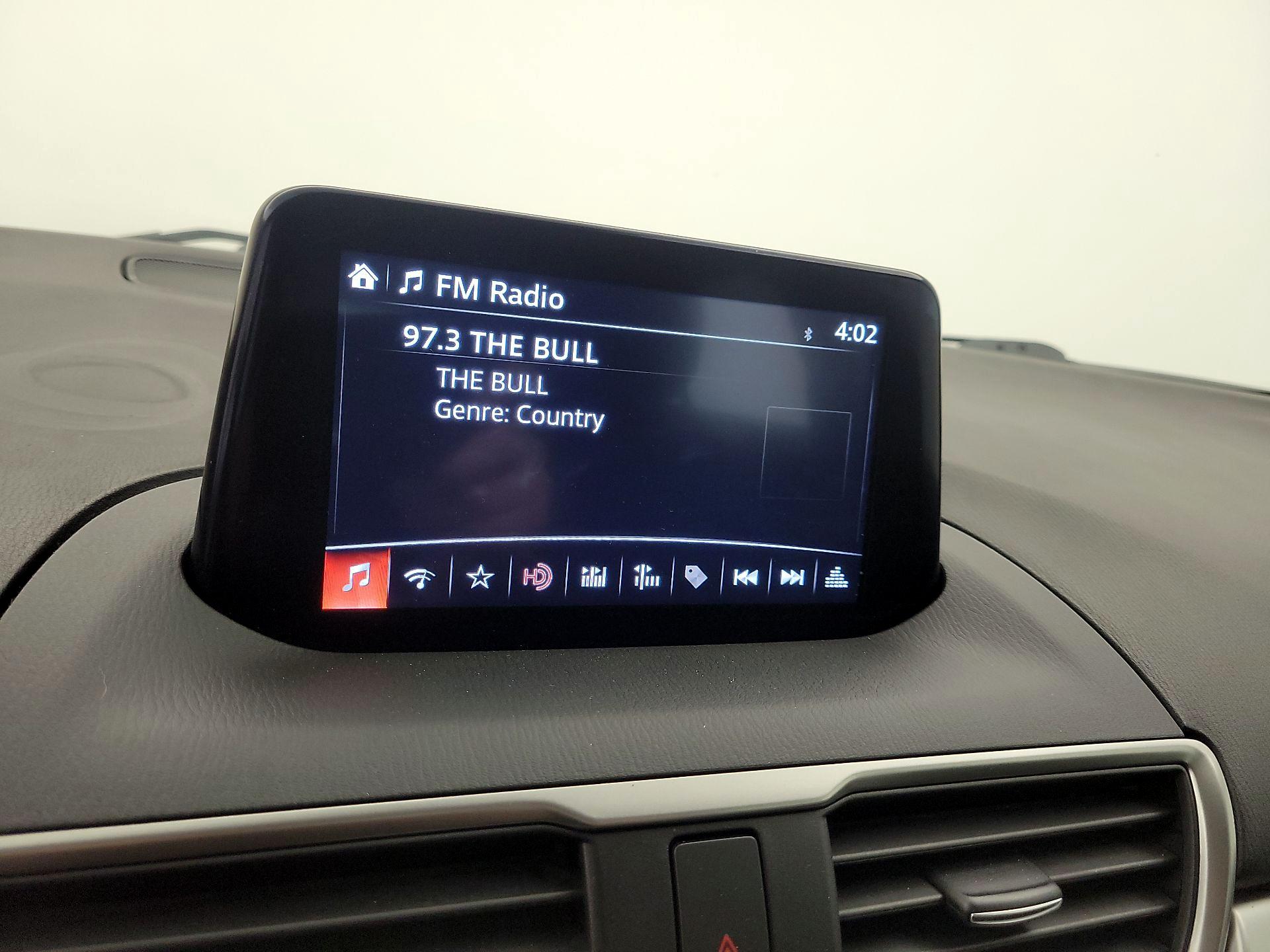 Thumbnail: 2017 Mazda Mazda3 - 16