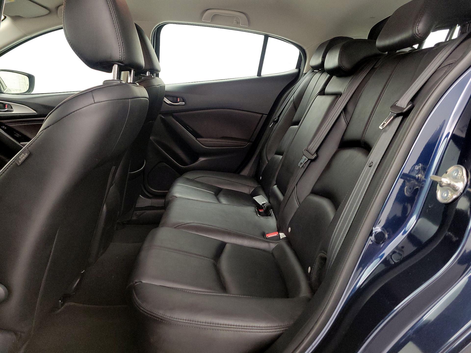 Thumbnail: 2017 Mazda Mazda3 - 20