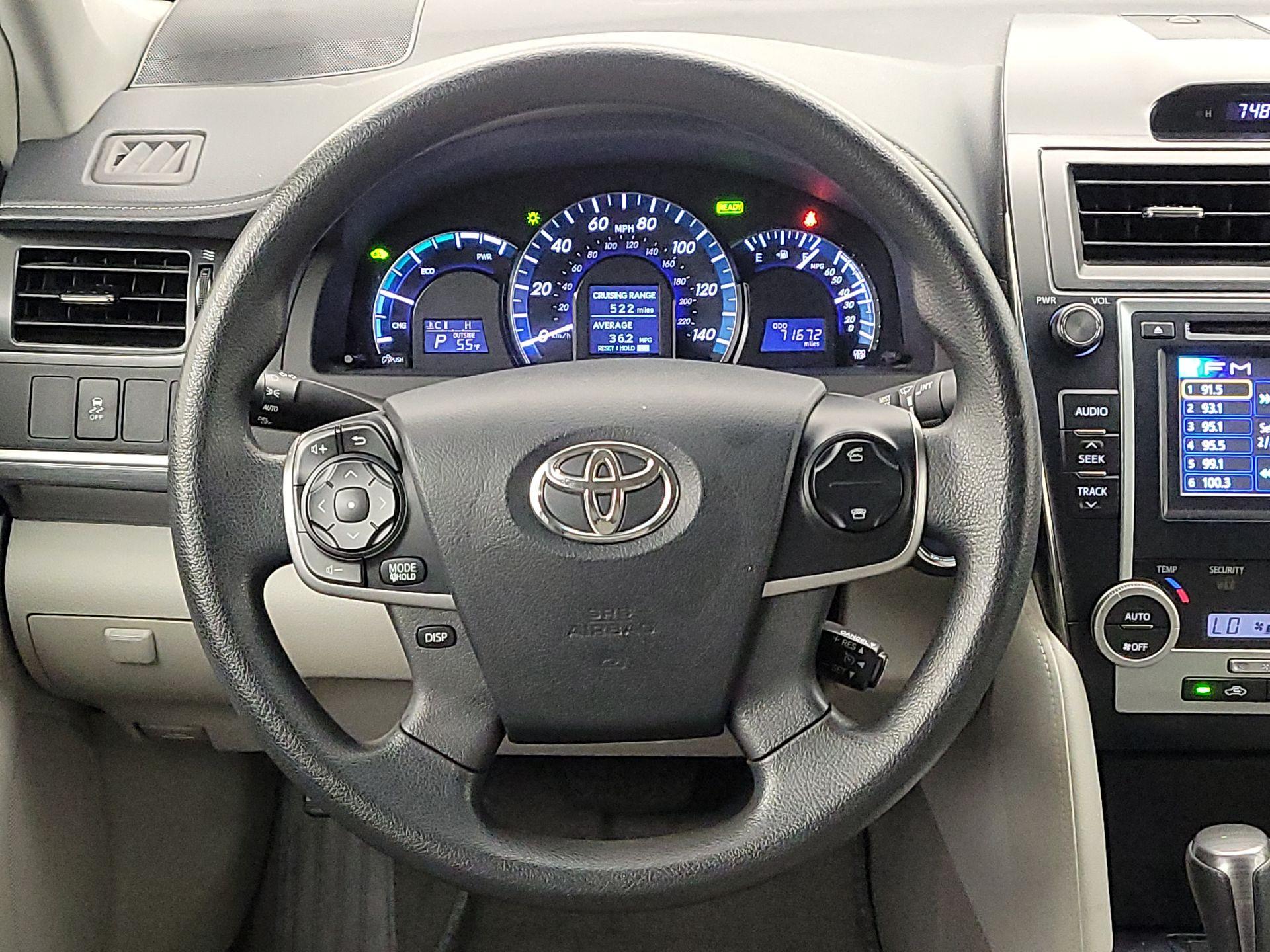 Thumbnail: 2014 Toyota Camry - 10