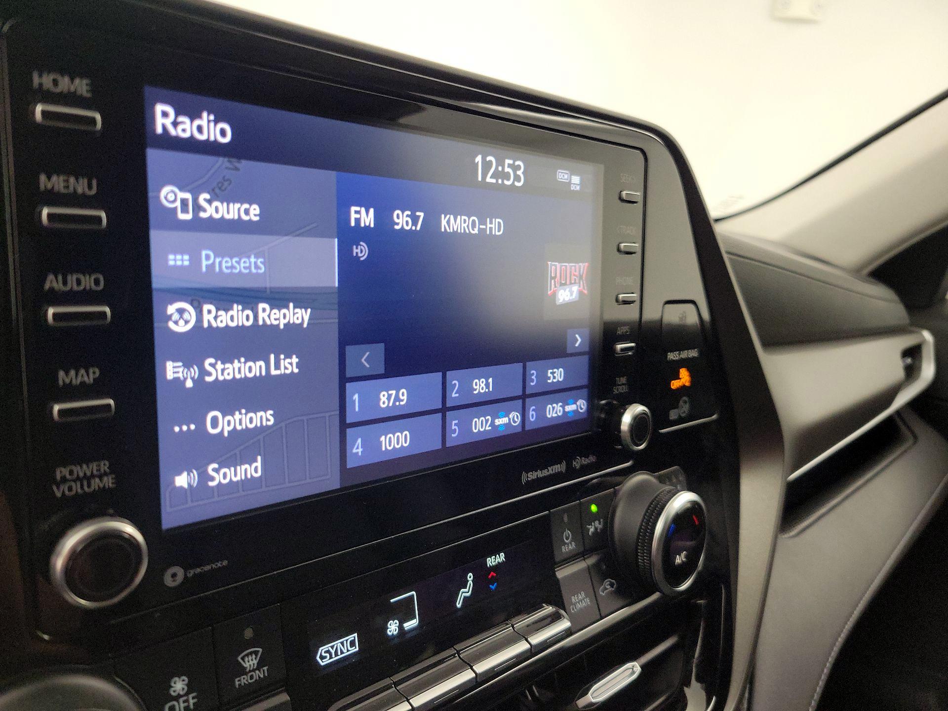 Thumbnail: 2020 Toyota Highlander - 16