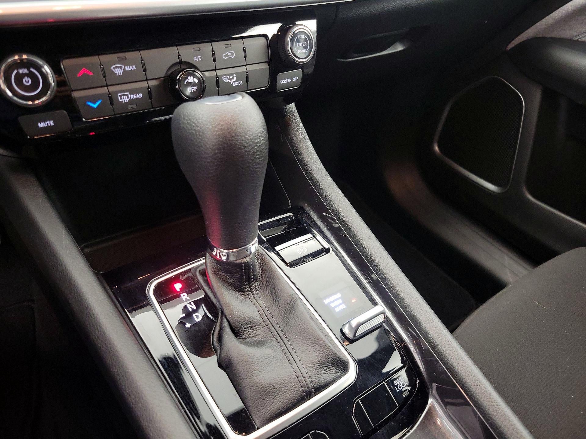 Thumbnail: 2024 Jeep Compass - 17