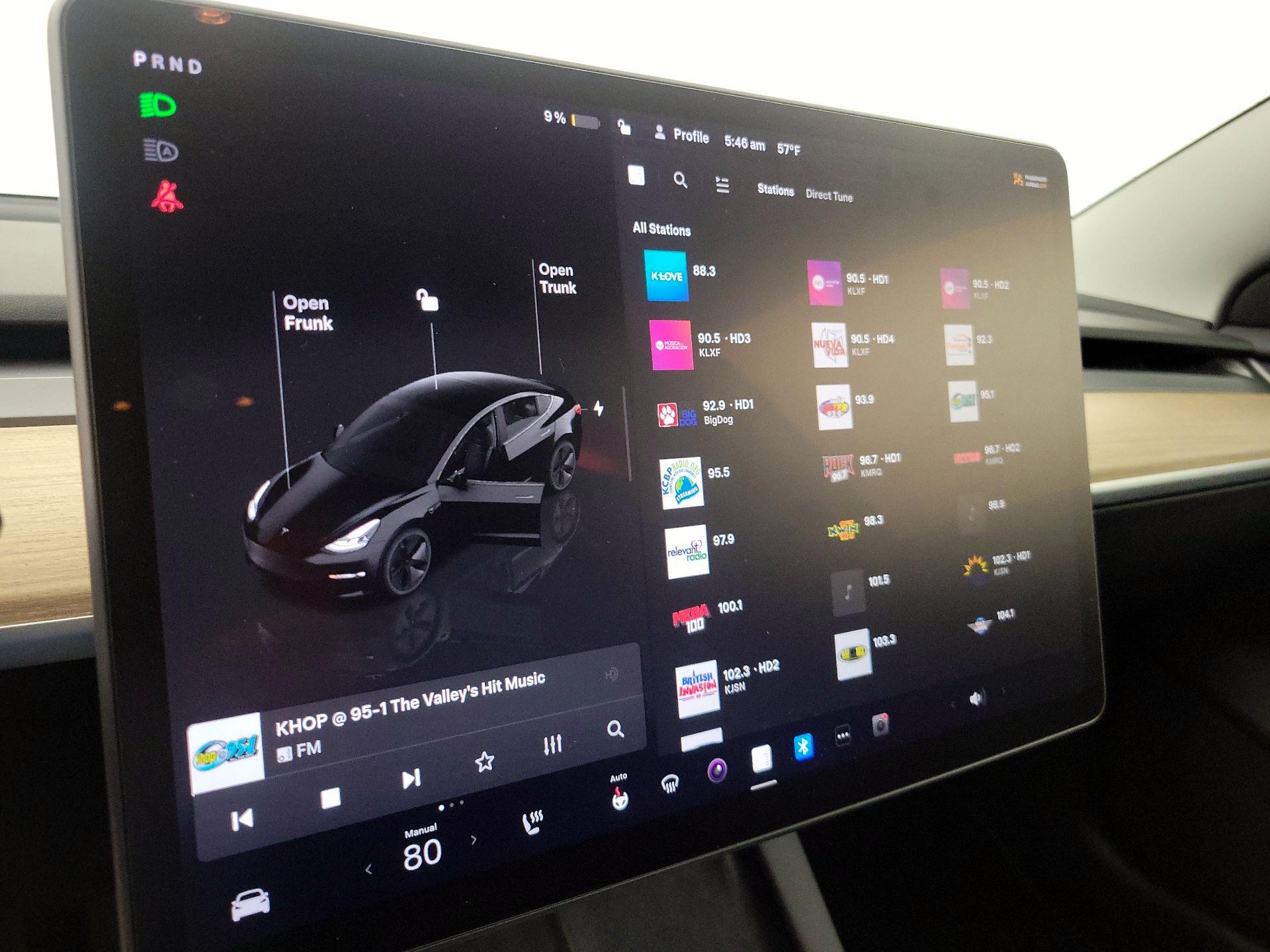 Thumbnail: 2023 Tesla Model 3 - 15