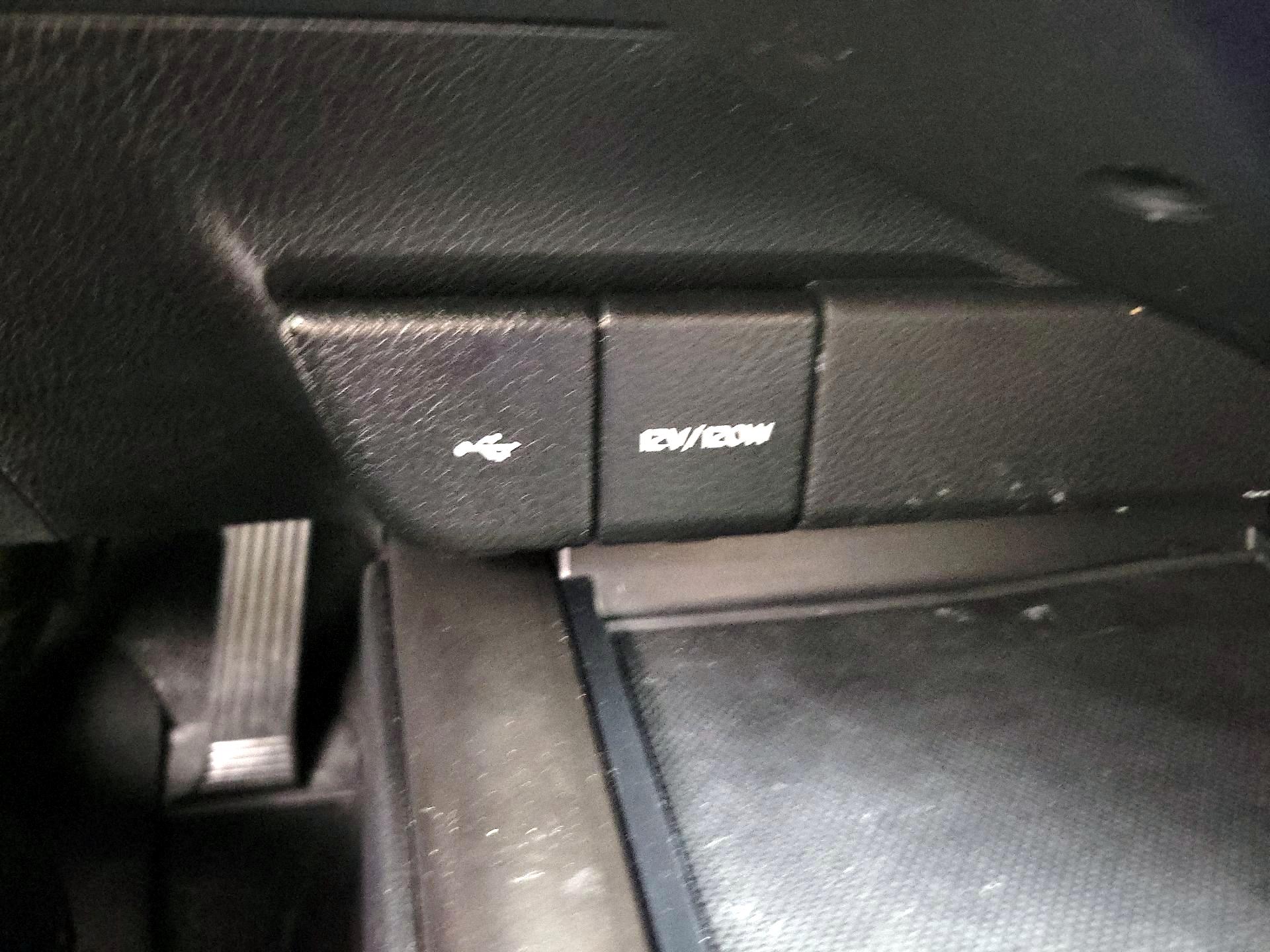 Thumbnail: 2022 Toyota Camry - 18