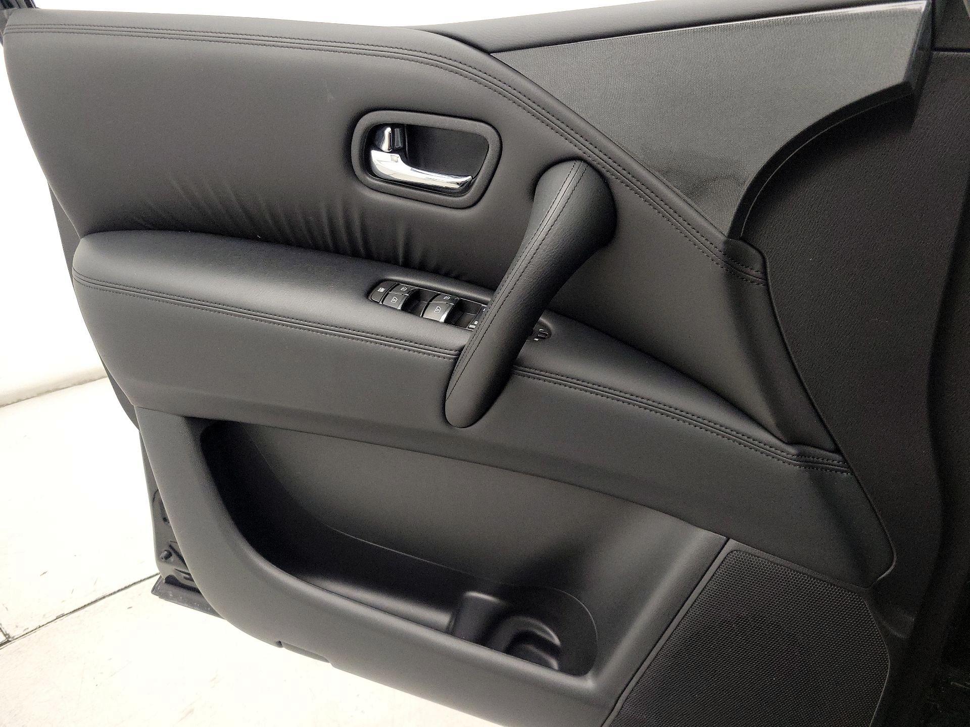 Thumbnail: 2022 Nissan Armada - 12