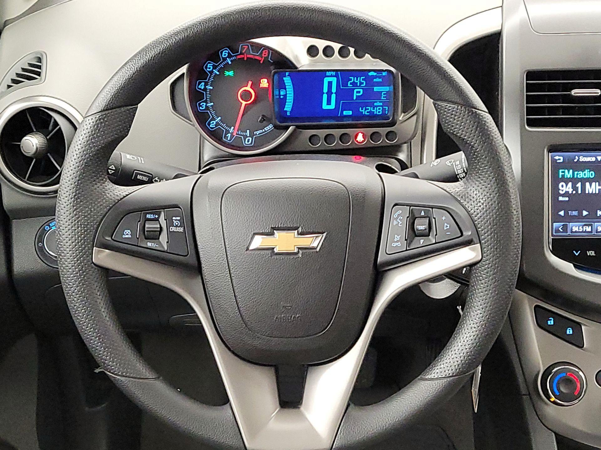 Thumbnail: 2015 Chevrolet Sonic - 10