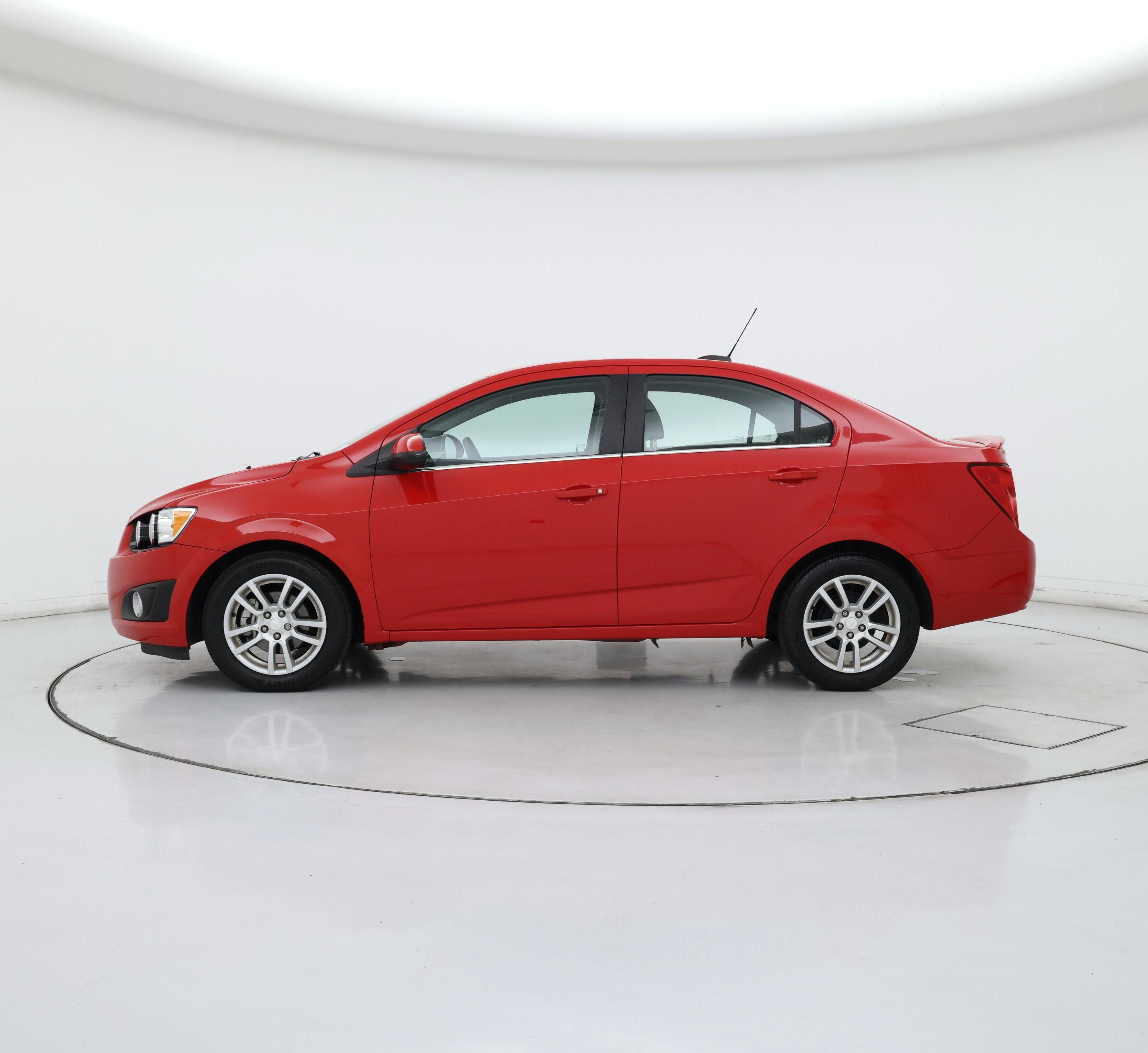 Thumbnail: 2015 Chevrolet Sonic - 3
