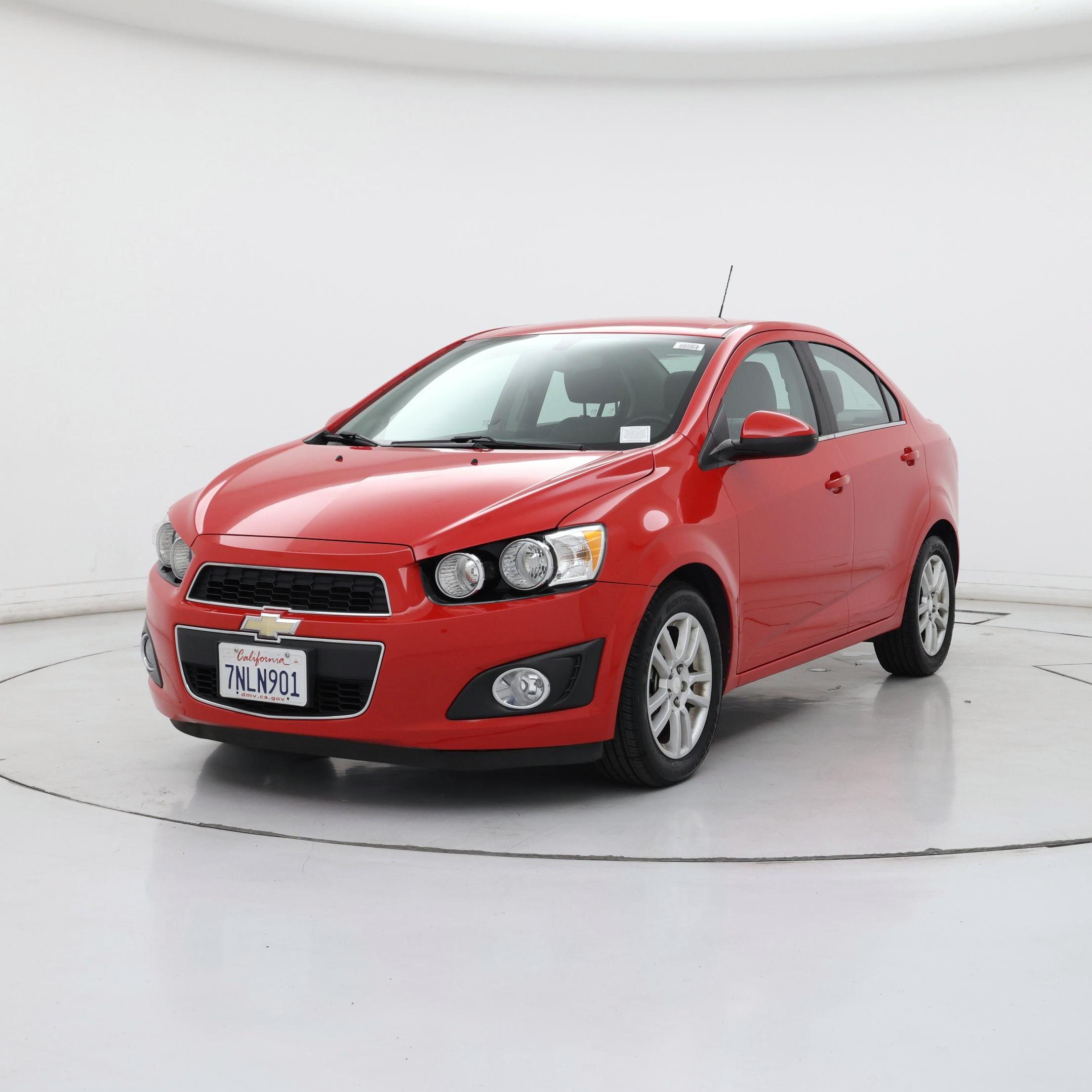 Thumbnail: 2015 Chevrolet Sonic - 4