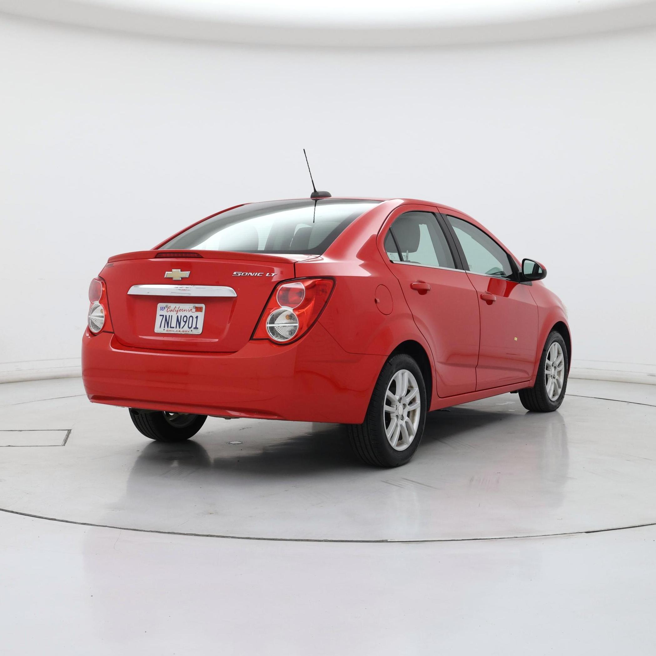 Thumbnail: 2015 Chevrolet Sonic - 8