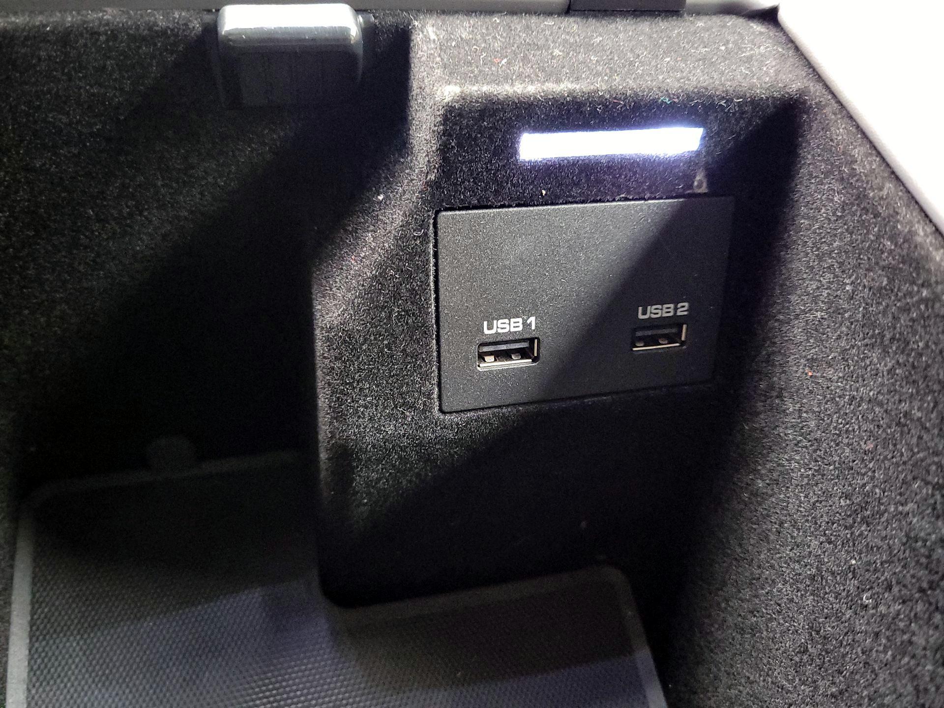 Thumbnail: 2019 Porsche Cayenne - 19