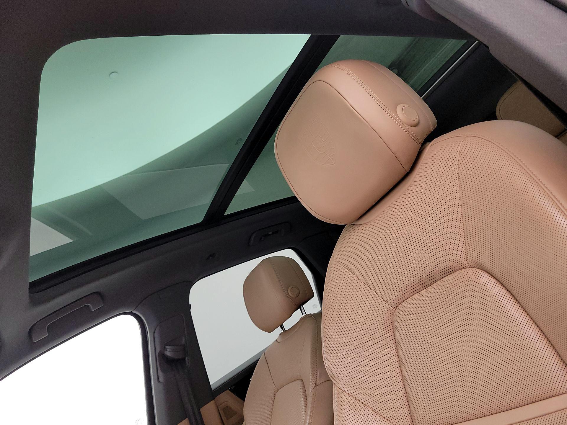 Thumbnail: 2019 Porsche Cayenne - 20