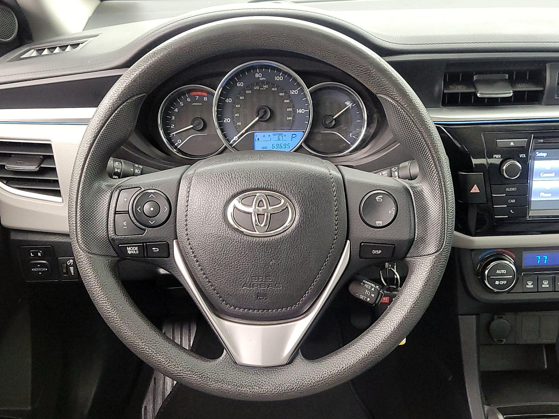 Thumbnail: 2014 Toyota Corolla - 10