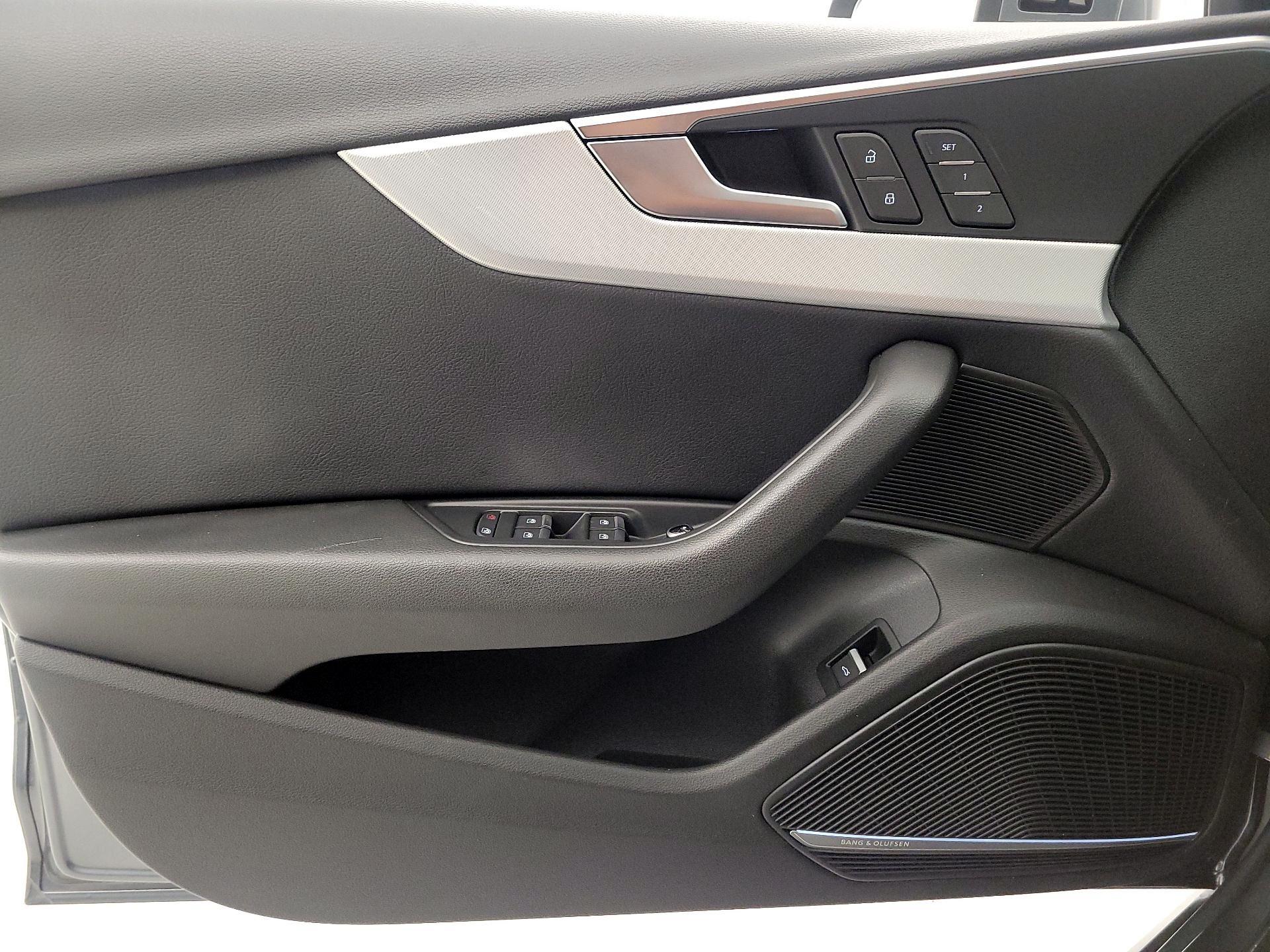 Thumbnail: 2017 Audi A4 - 12