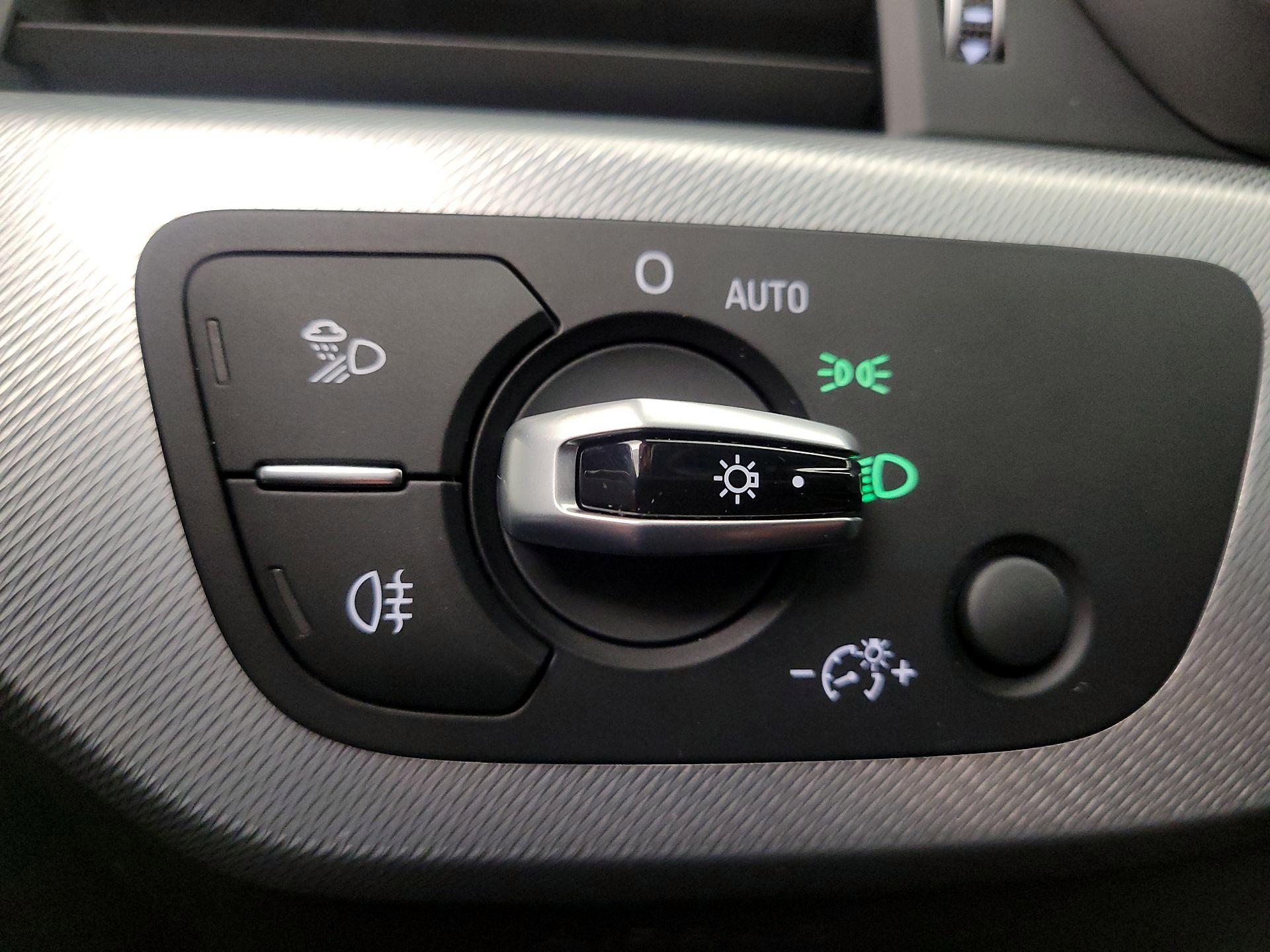 Thumbnail: 2017 Audi A4 - 13