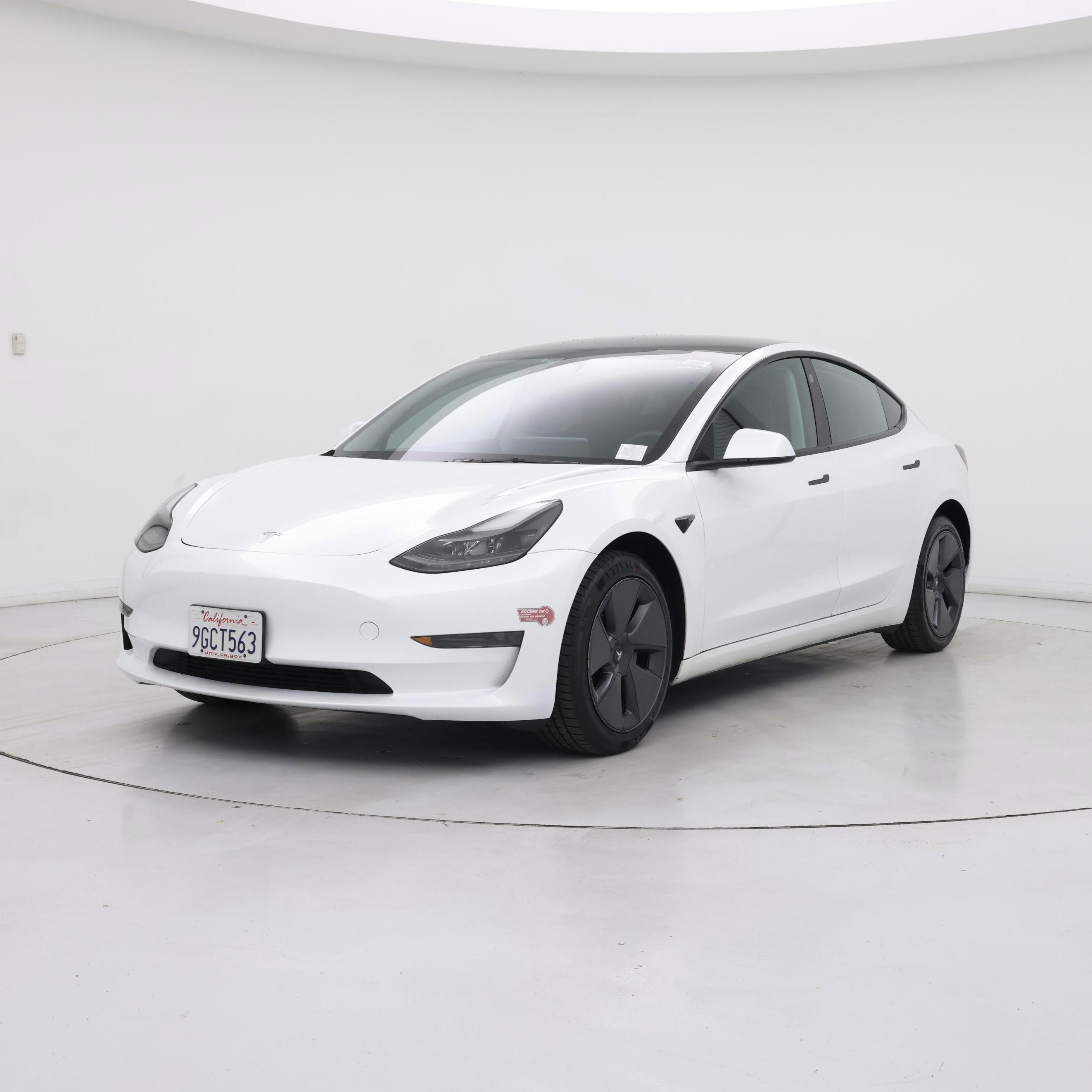 Thumbnail: 2023 Tesla Model 3 - 4