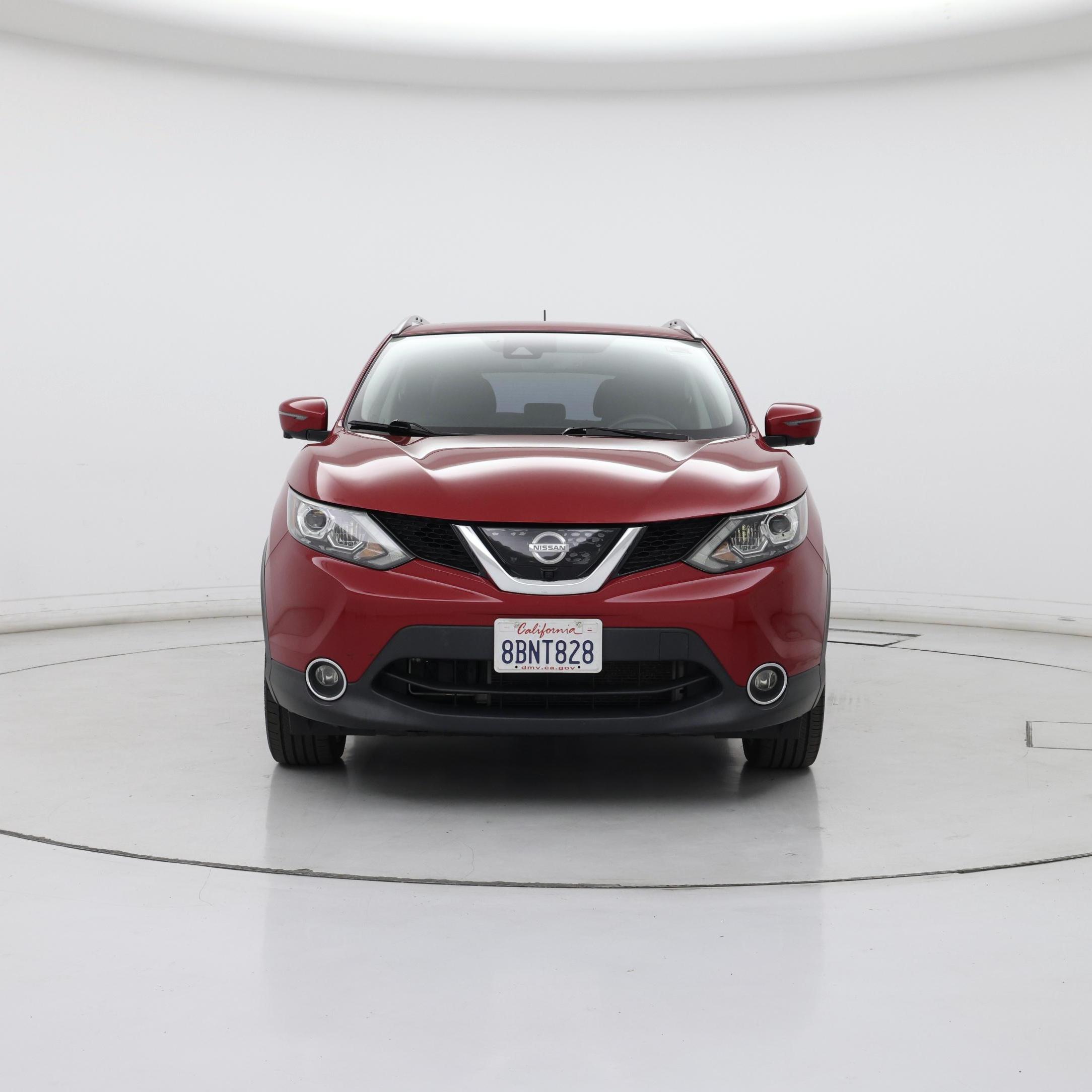 Thumbnail: 2017 Nissan Rogue Sport - 5