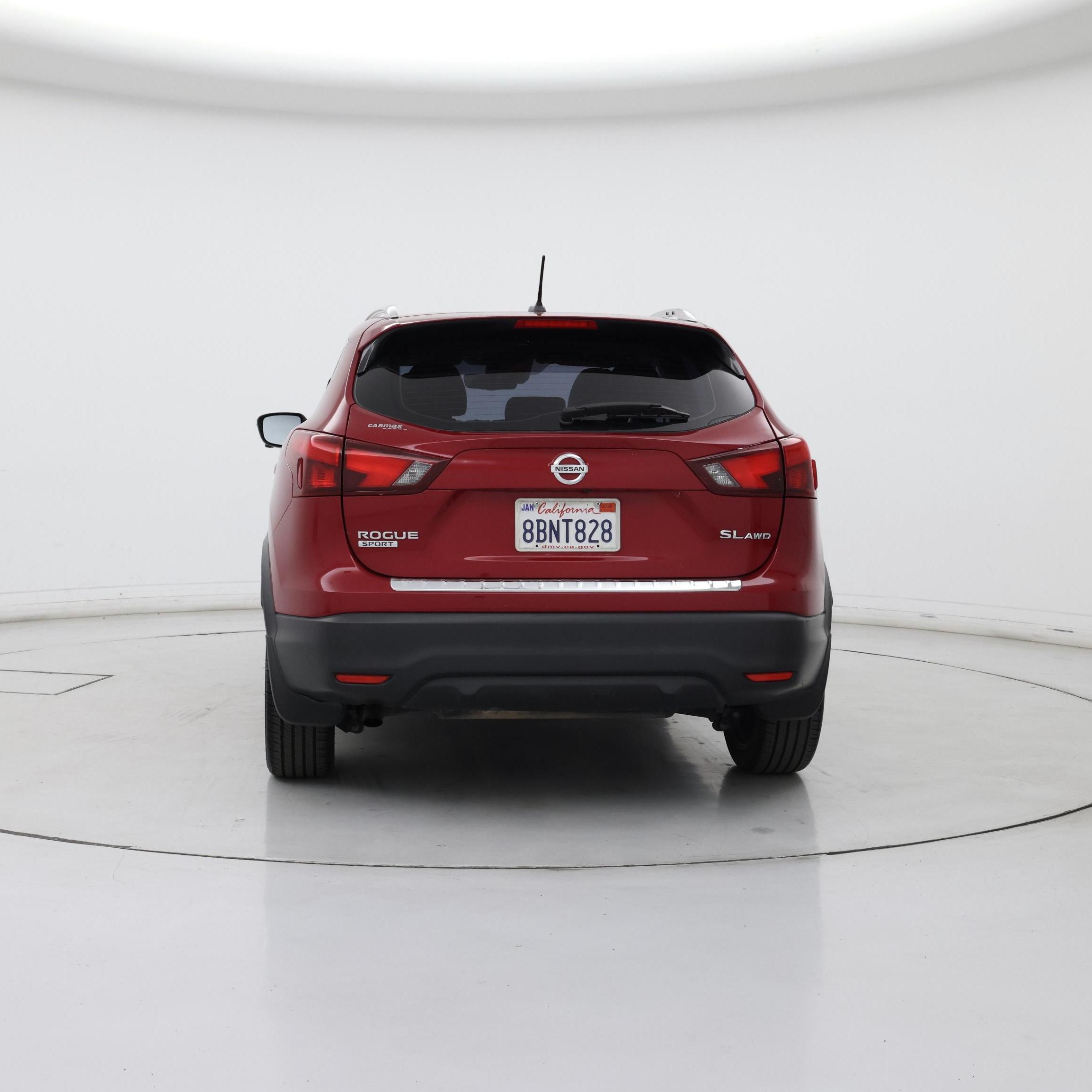 Thumbnail: 2017 Nissan Rogue Sport - 6