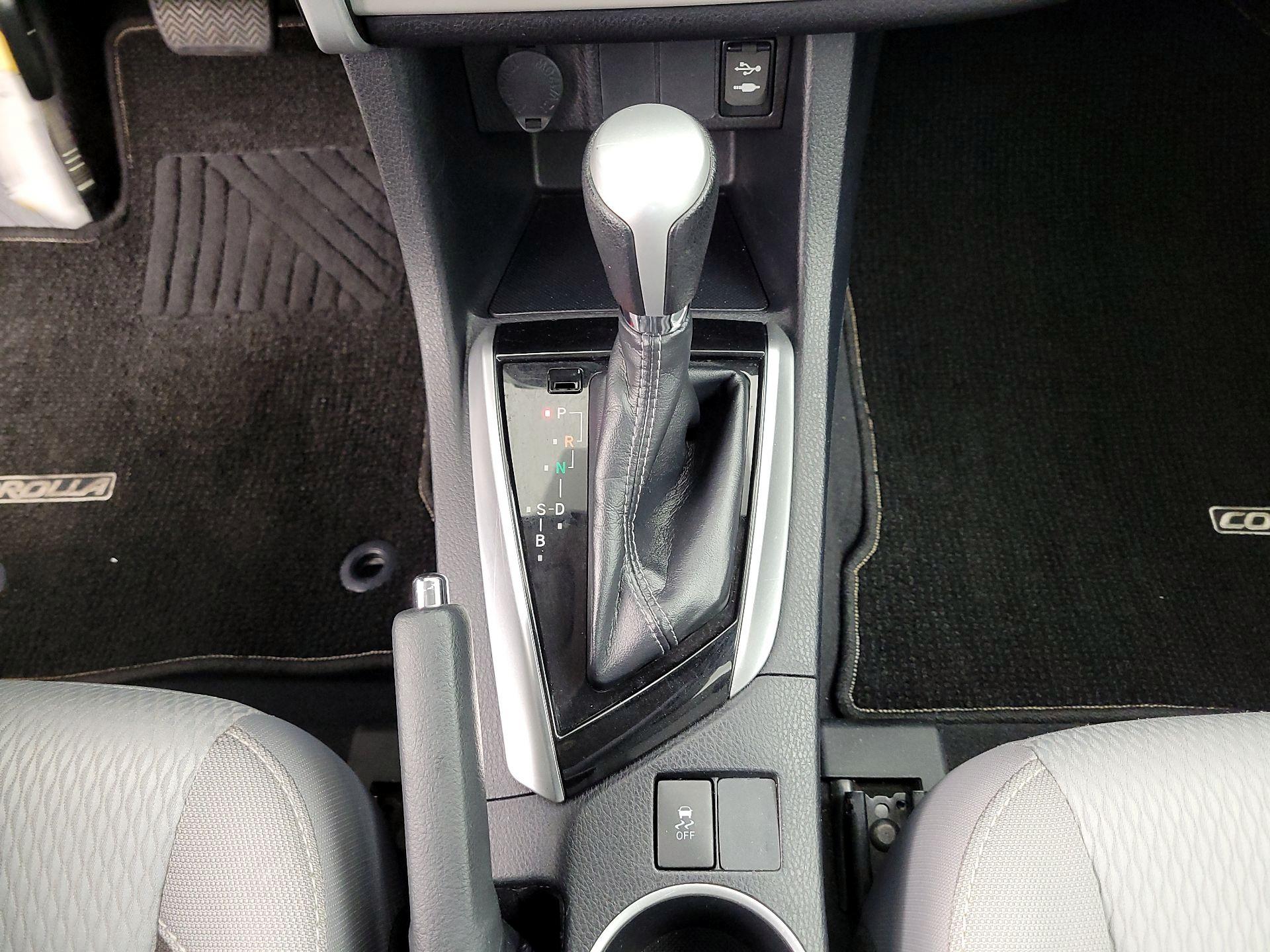 Thumbnail: 2019 Toyota Corolla - 17