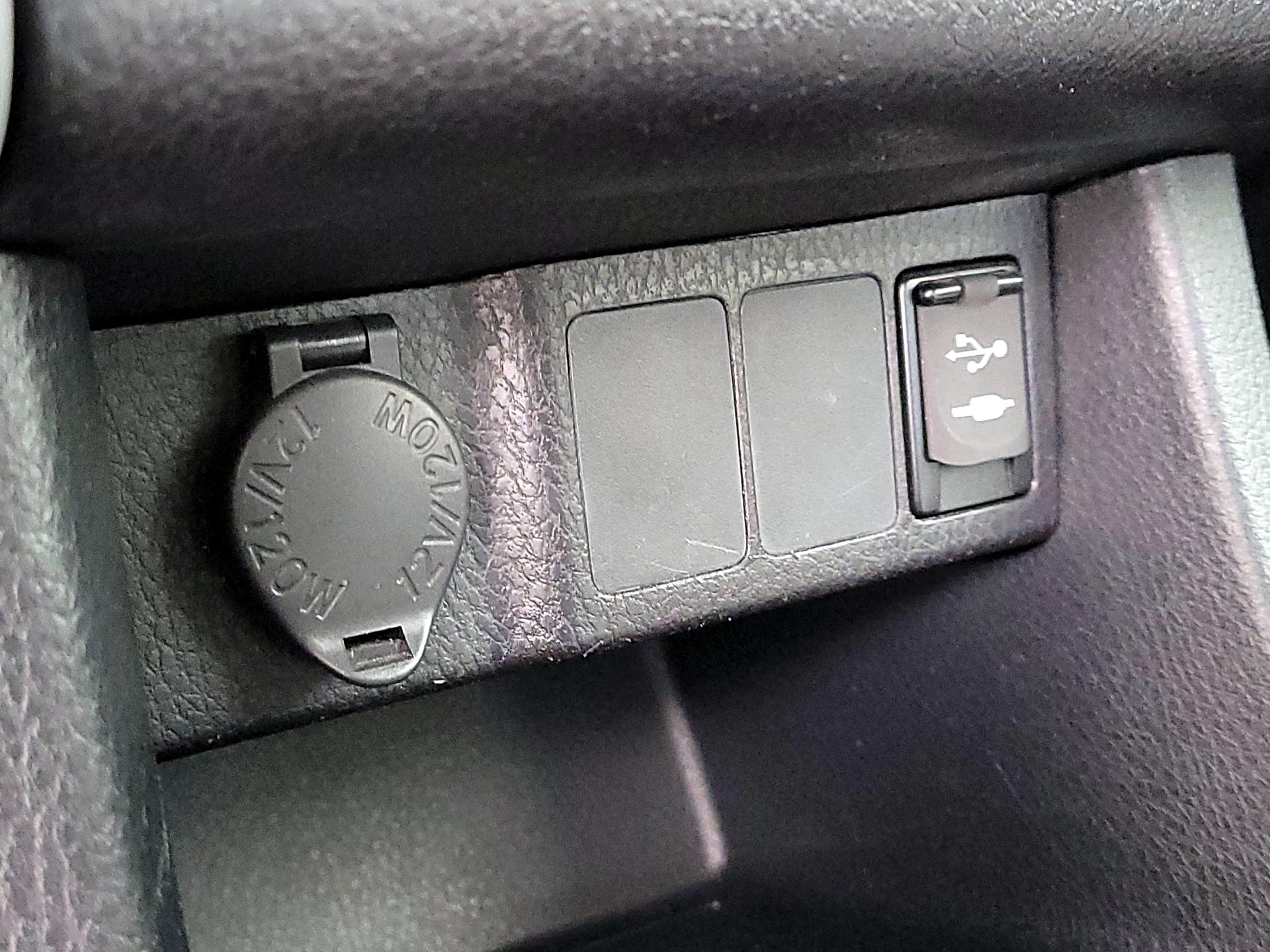 Thumbnail: 2019 Toyota Corolla - 18